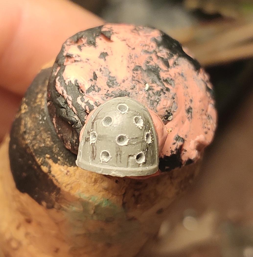 Casting, Chaos, Chaos Space Marines, Conversion, Epoxy, Heresy, Heretic Astartes, Infantry, Putty, Rivets, Shoulder Pad, Traitor Legions, Warhammer 40,000, Work In Progress