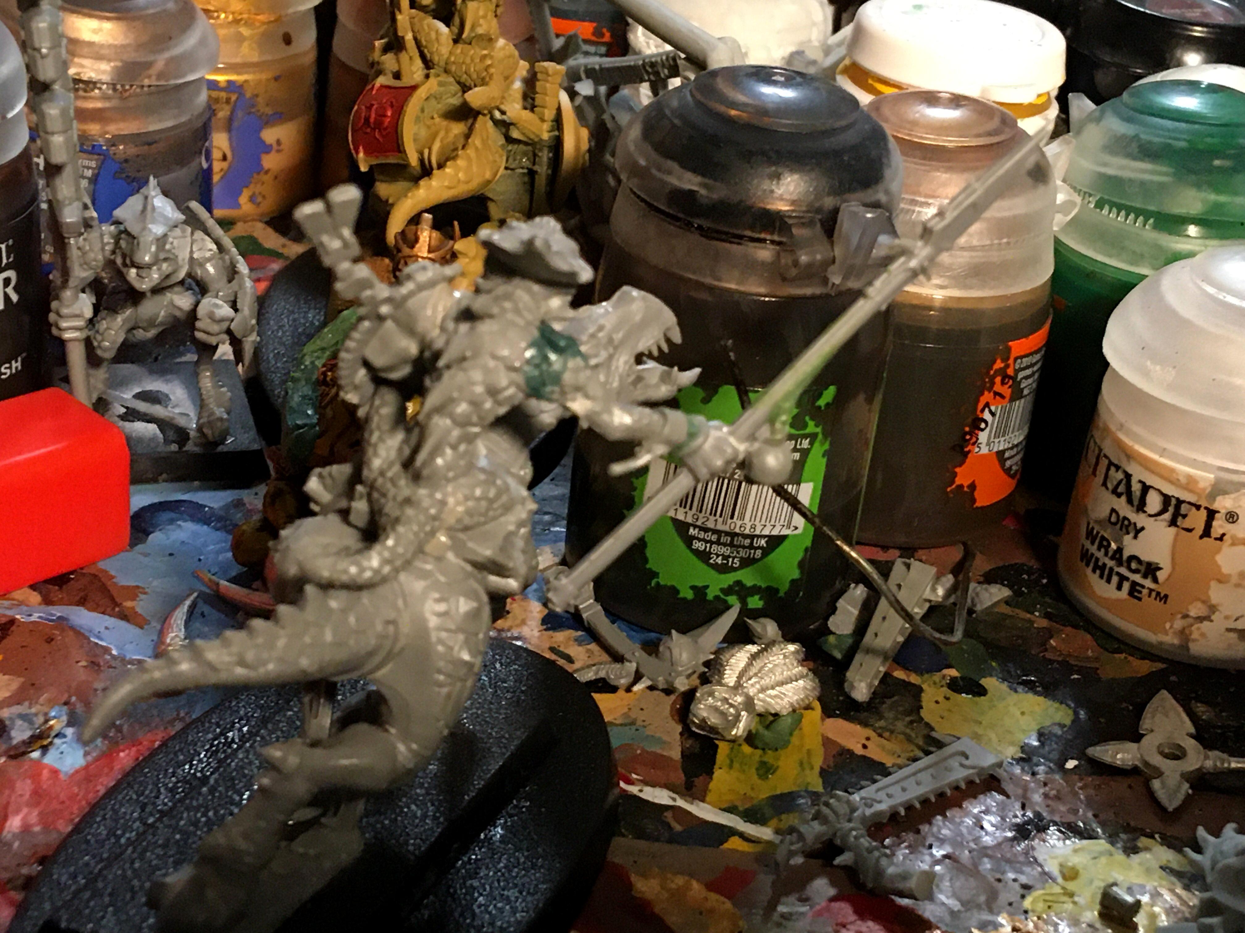 Age Of Sigmar, Conversion, Greenstuff, Lizardmen, Molding, Reptile, Saurus, Sculpting, Seraphon, Shield, Skinks, Slann