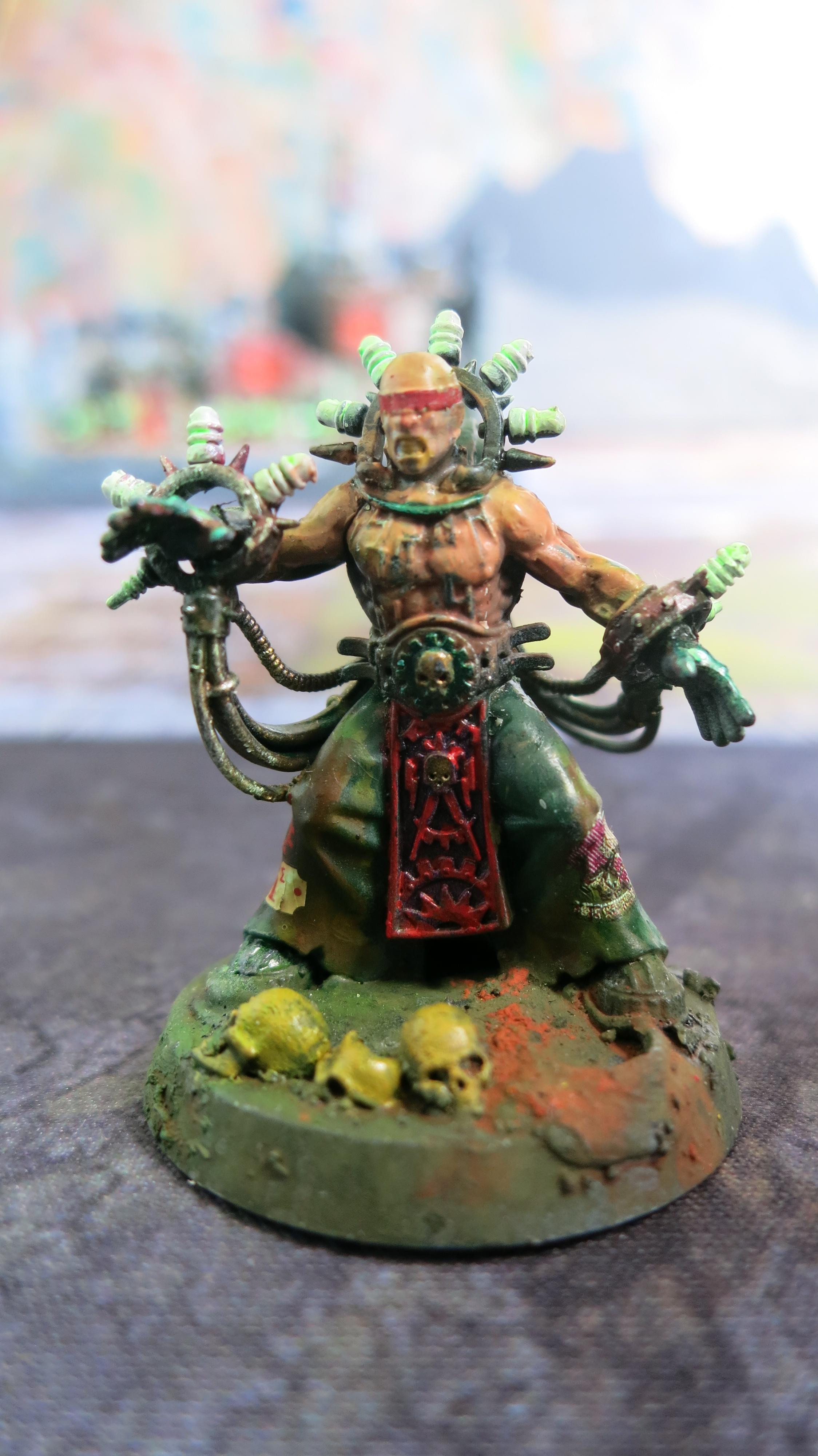 Corpuscarii Electro-priest, Electrostatic Gauntlets