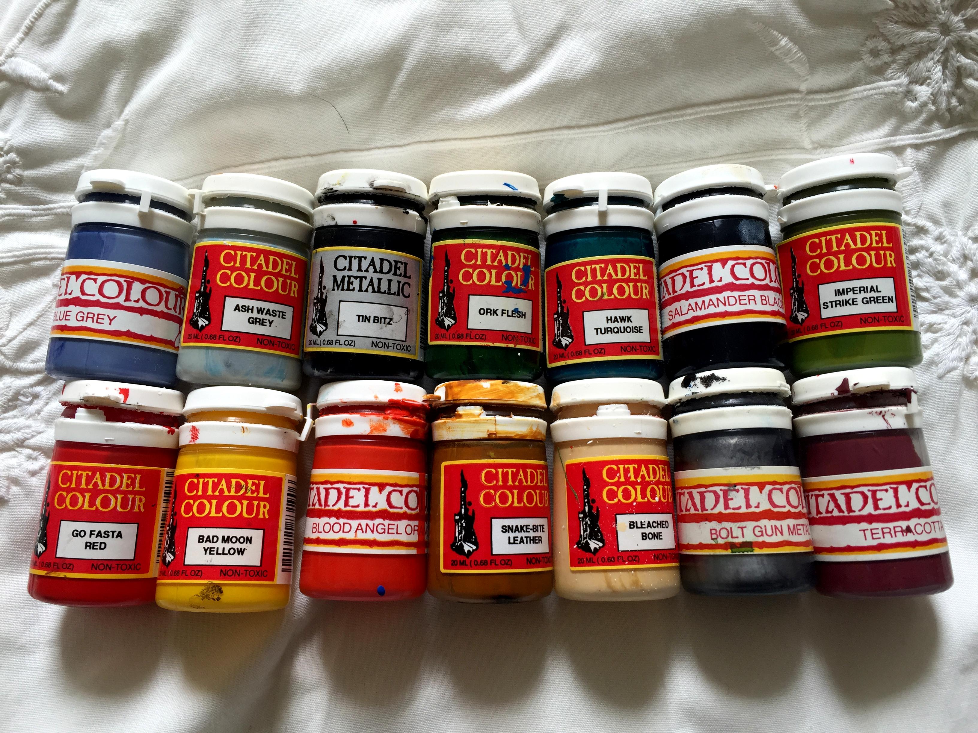 Retro paint pots