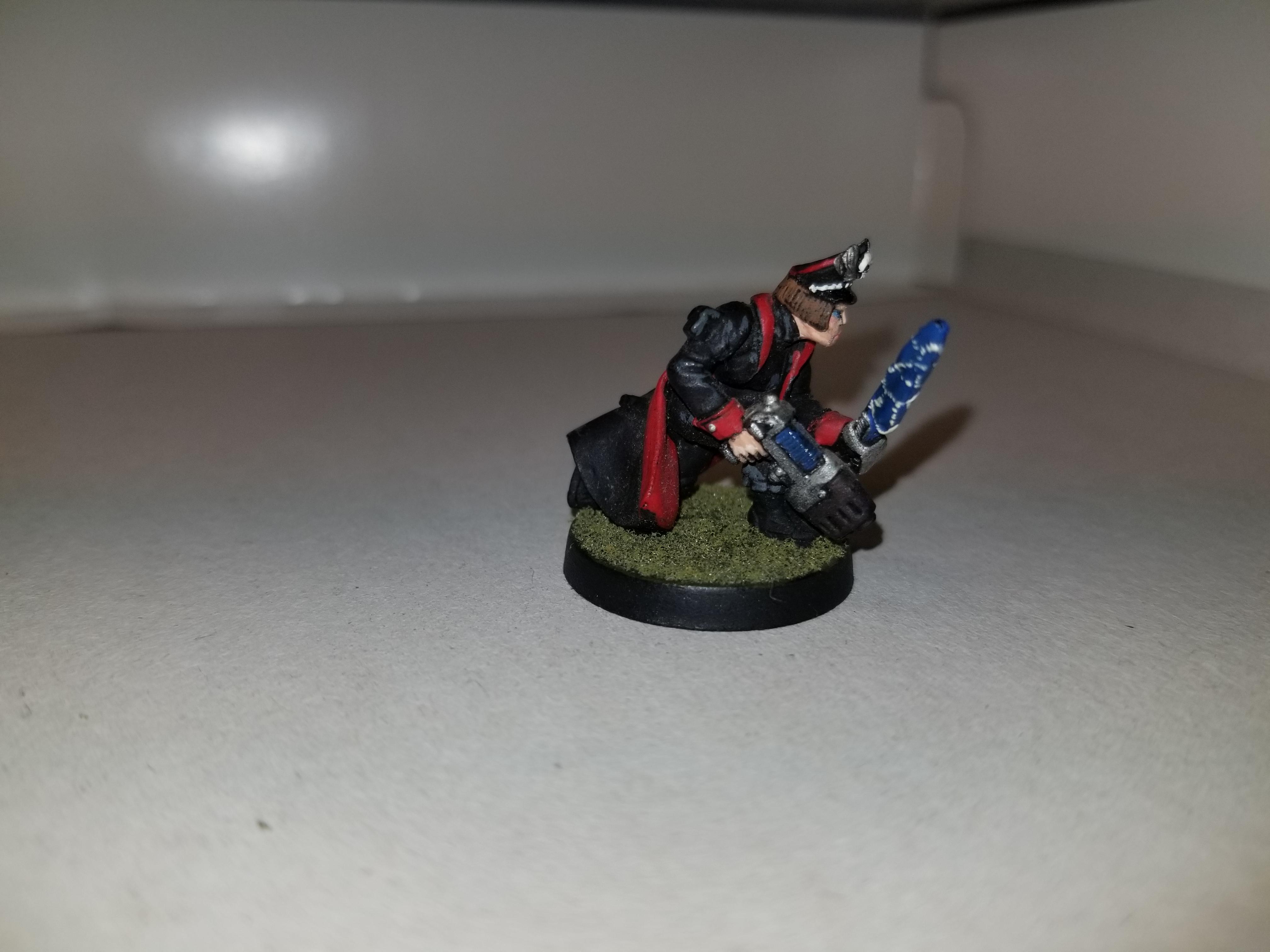 WH40k, Crouching Commissar, metal, right side
