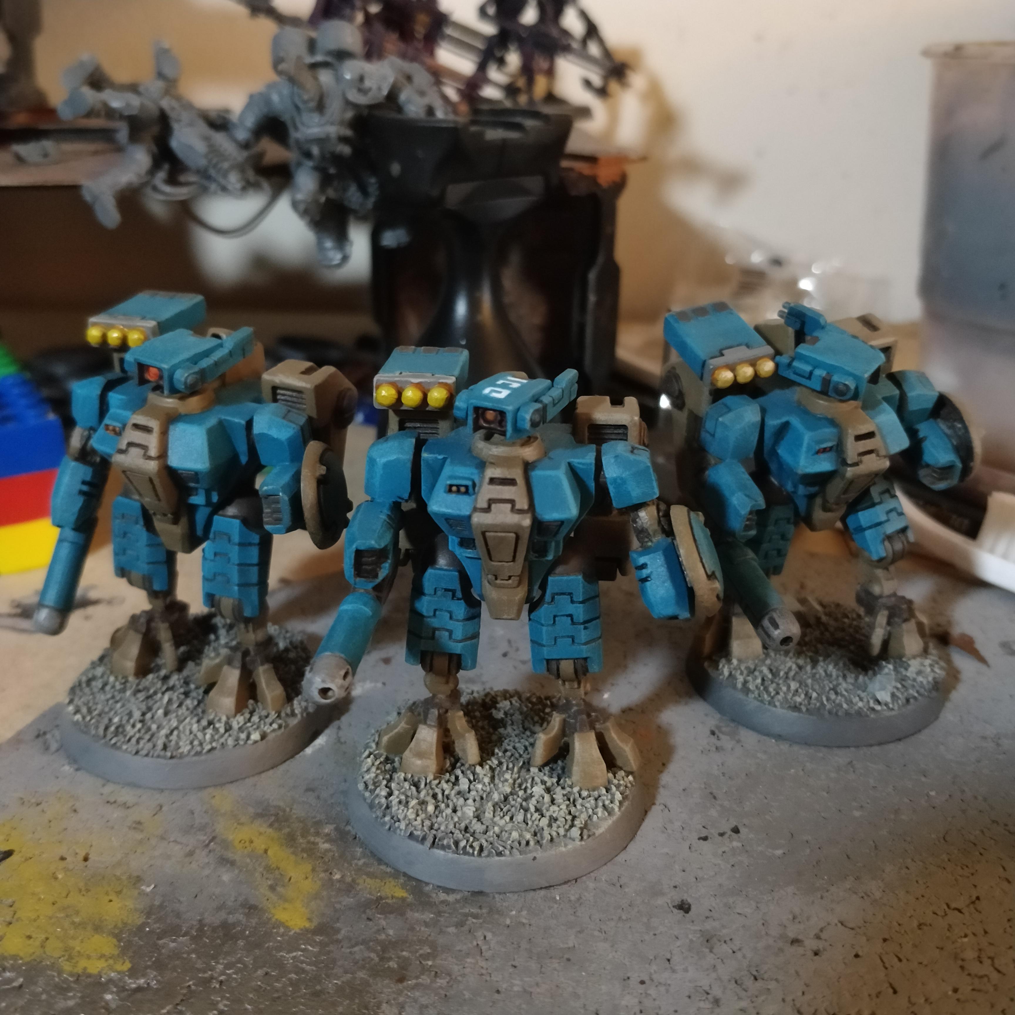 Battlesuit, Crisis Battlesuit, Elites, Missile Pod, Plasma Rifle, Shas, Shas'ui, Shield Generator, Tau, Warhammer 40,000, XV8