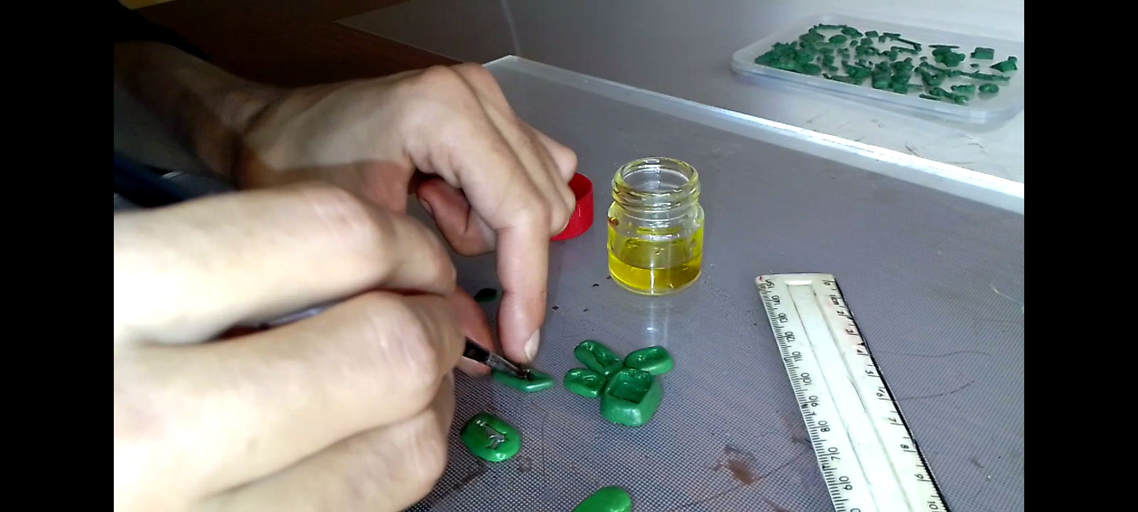 Lubrication of Bit Molds Using Olive Oil