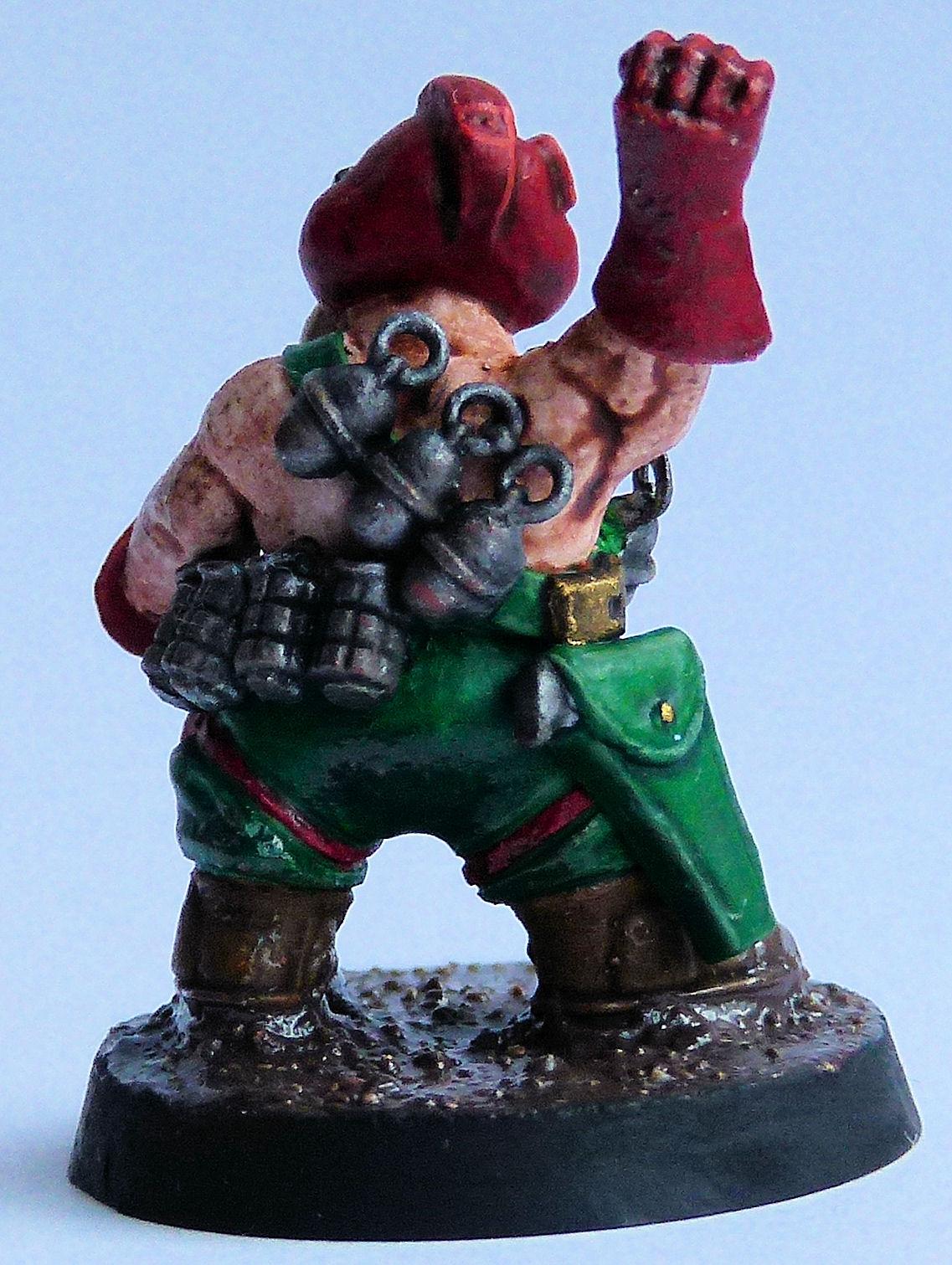 Chaos Squat 16 Rear