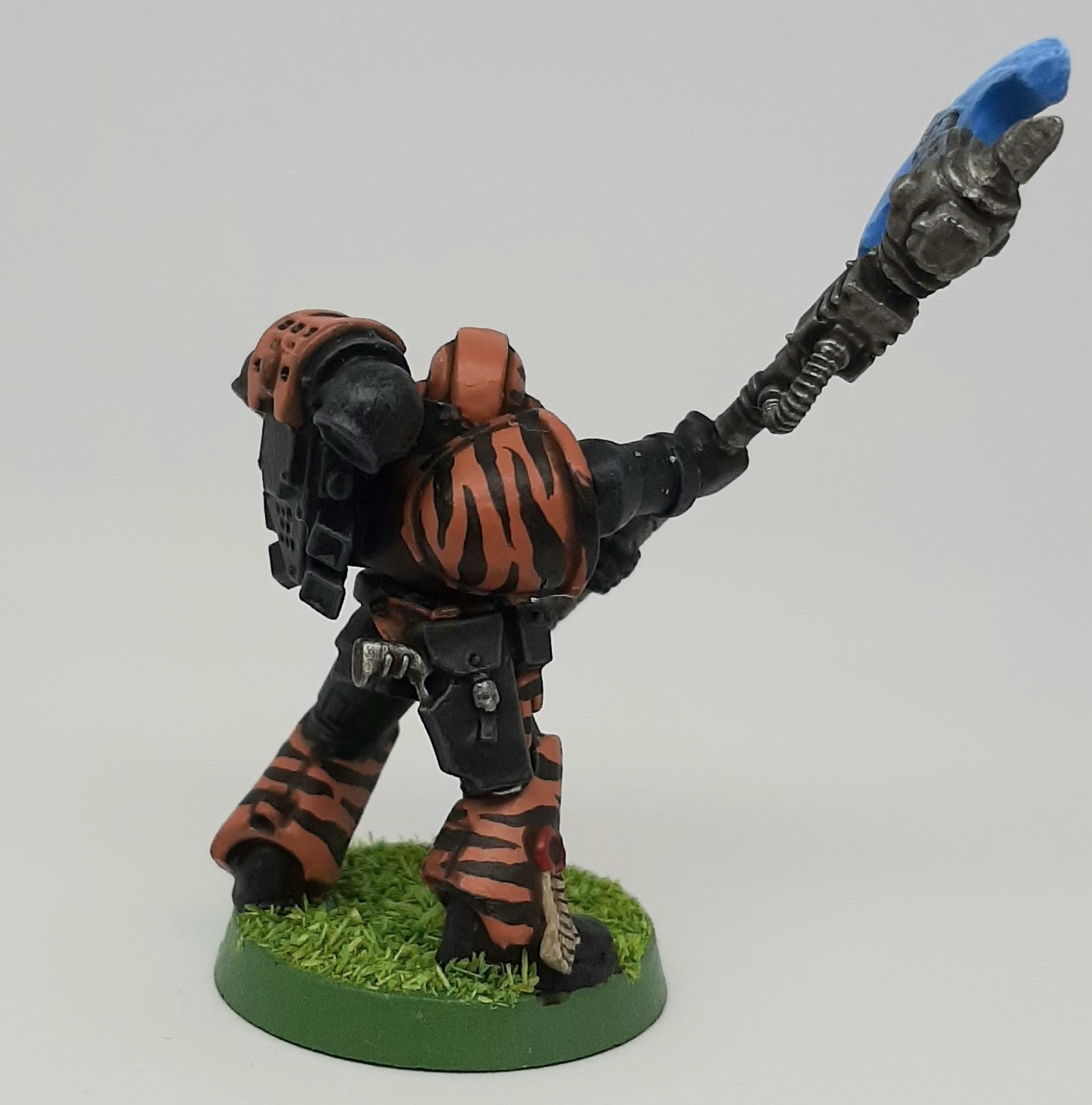Adeptus, Astartes, Axe, Camouflage, Character, Conversion, Custom, Fighting, Forest, Handed, Jungle, Kitbash, Parashu, Poweraxe, Space, Space Marines, Special, Tigers, Two, Veda