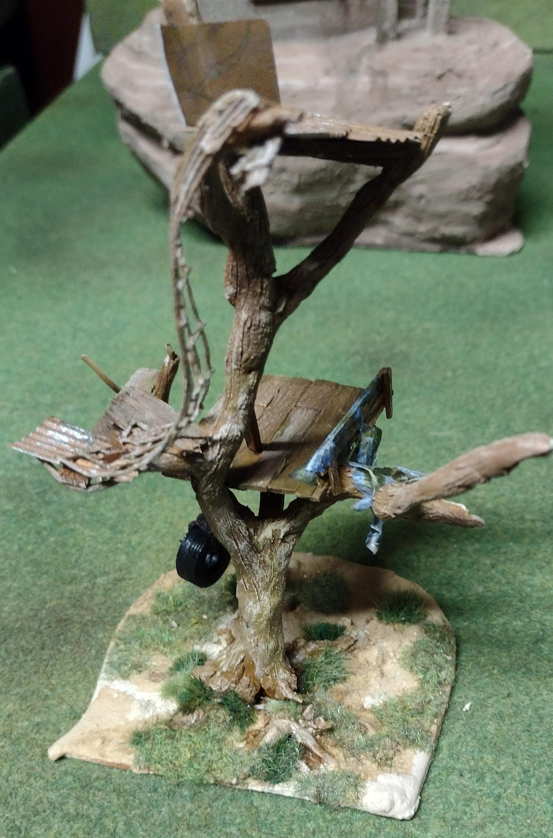 Climbing Tree, Levels, Post-apoc, Scatter