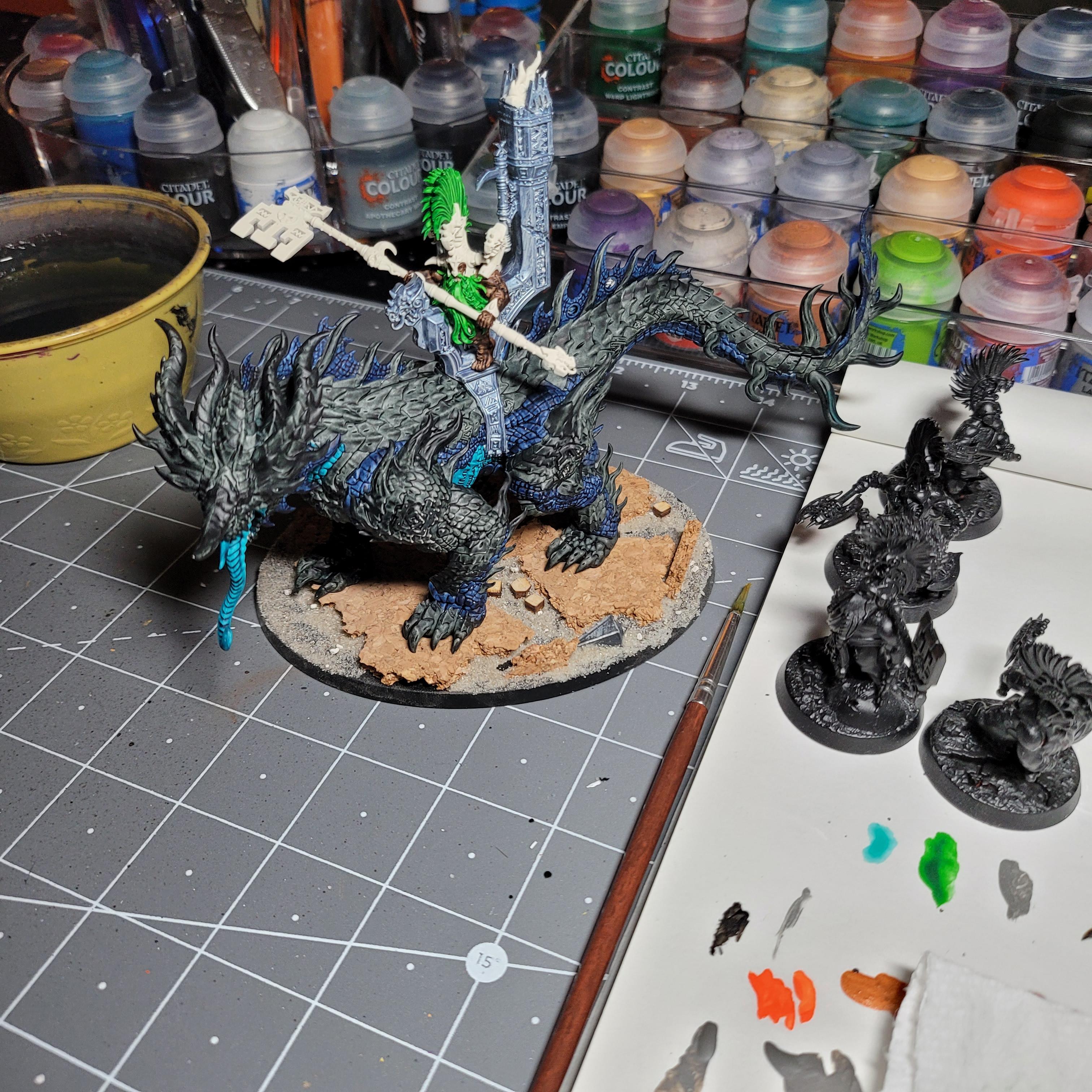 Fyreslayer Runefather on Magmadroth