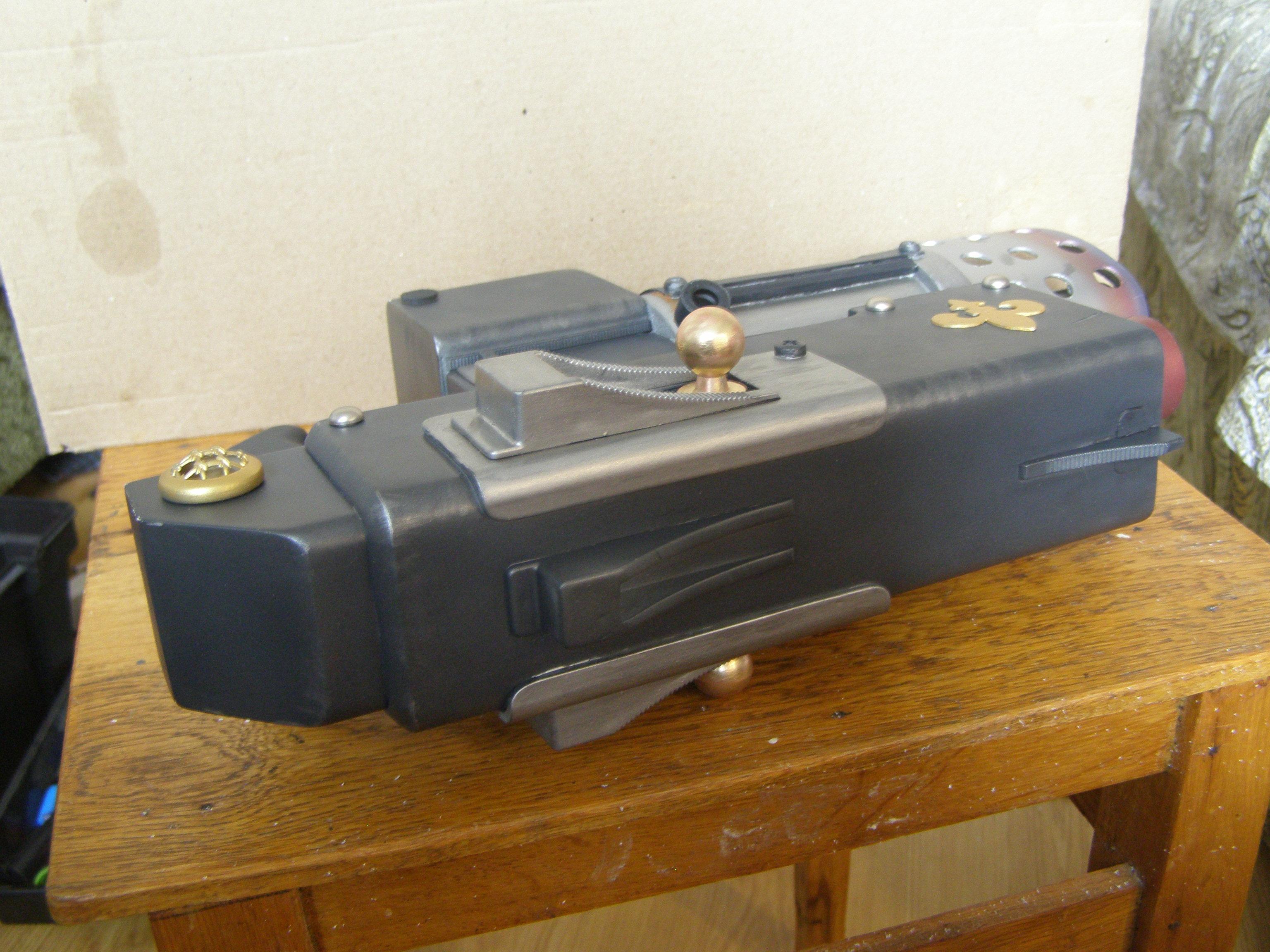 Bolter, Combibolter, Cosplay, Imperial Weapon, Scratch Bild