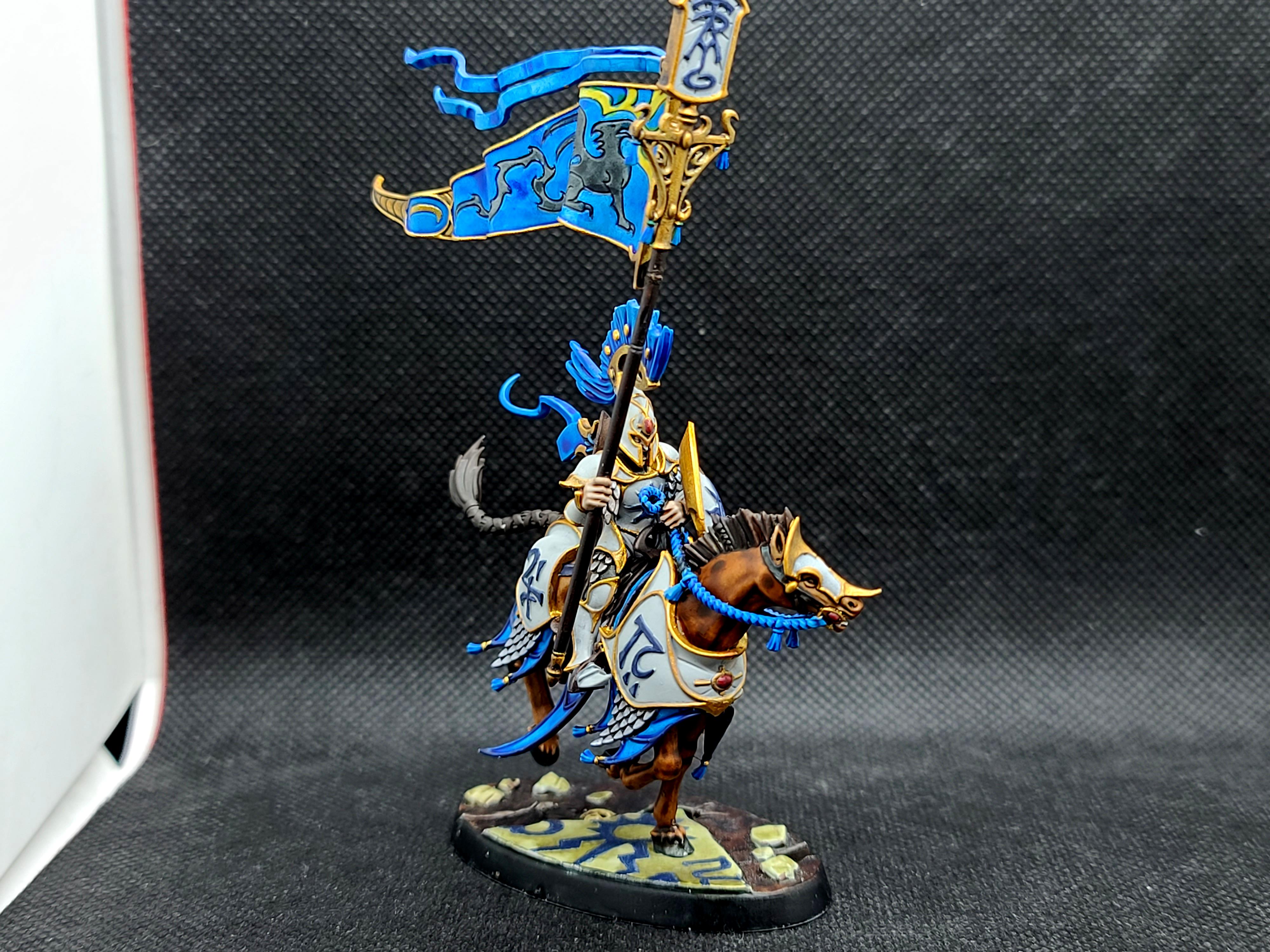Dawnrider Banner
