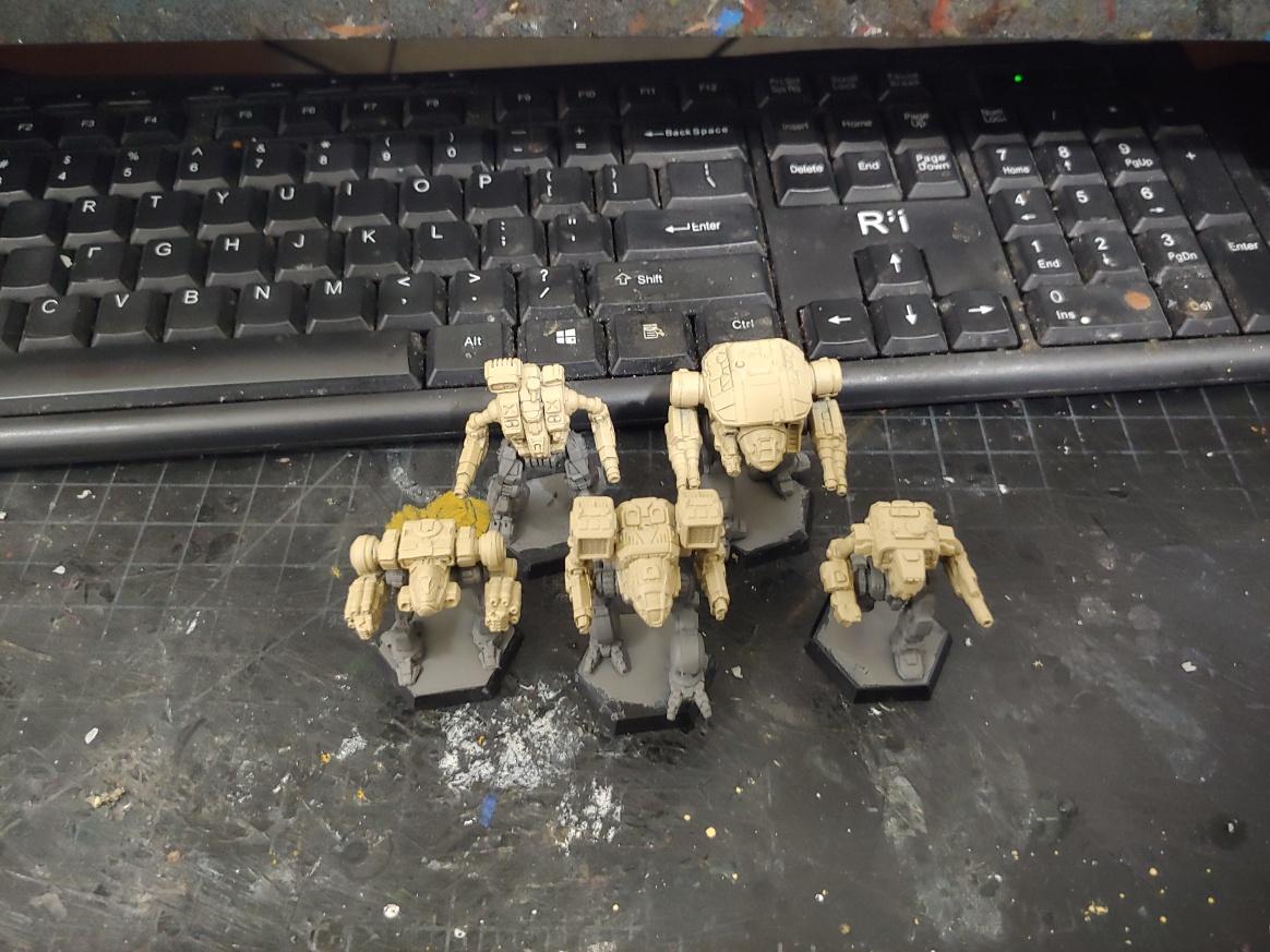 primed Clan Wolf star