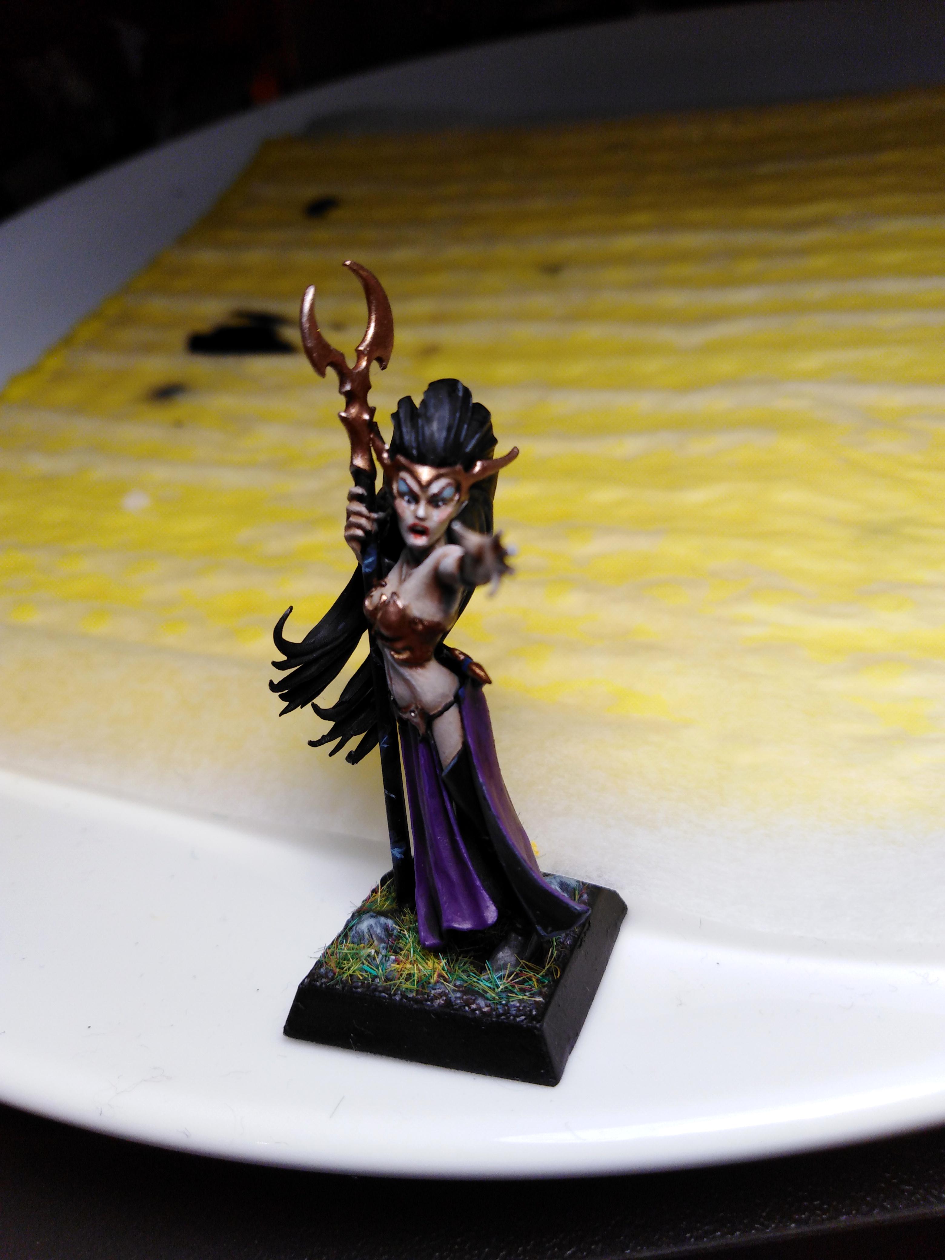 Dark Elf Sorceress, Warhammer Fantasy