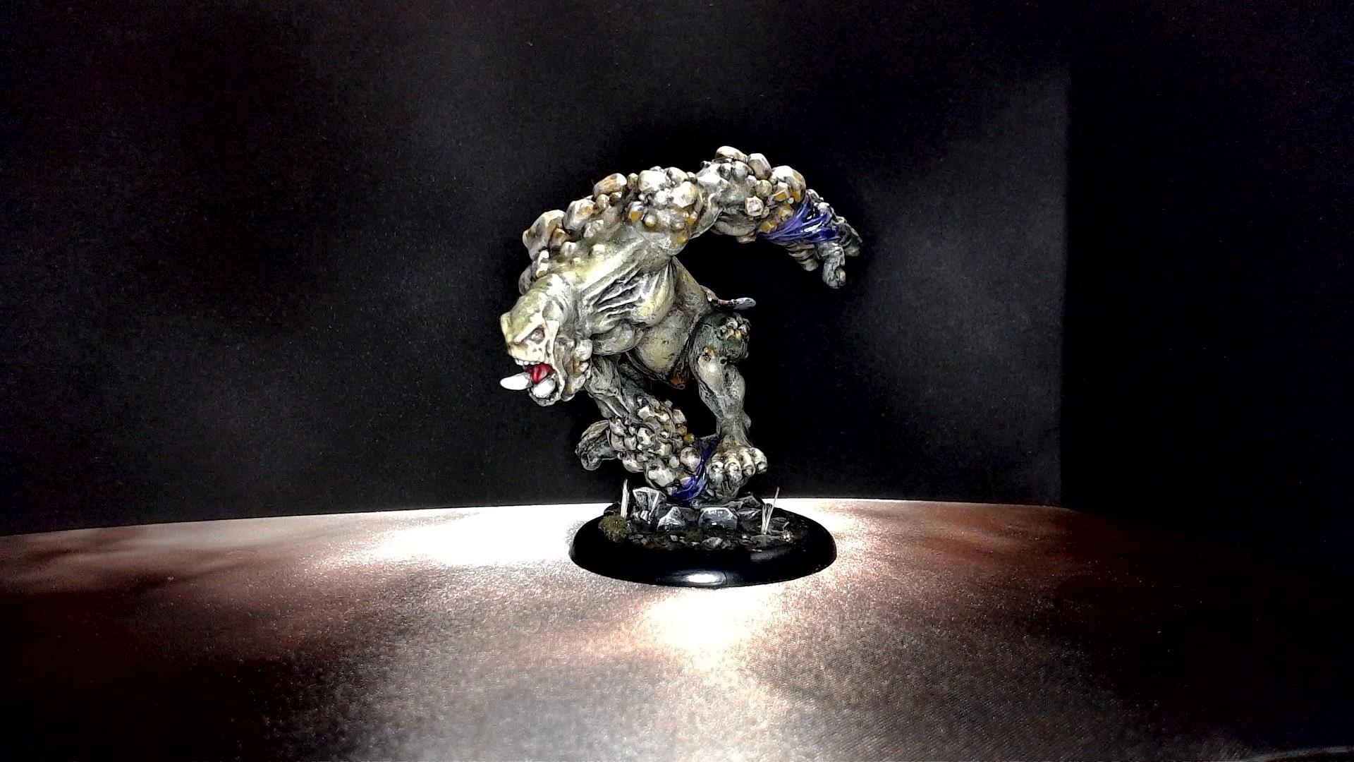 Trollbloods, Earthborn Dire Troll