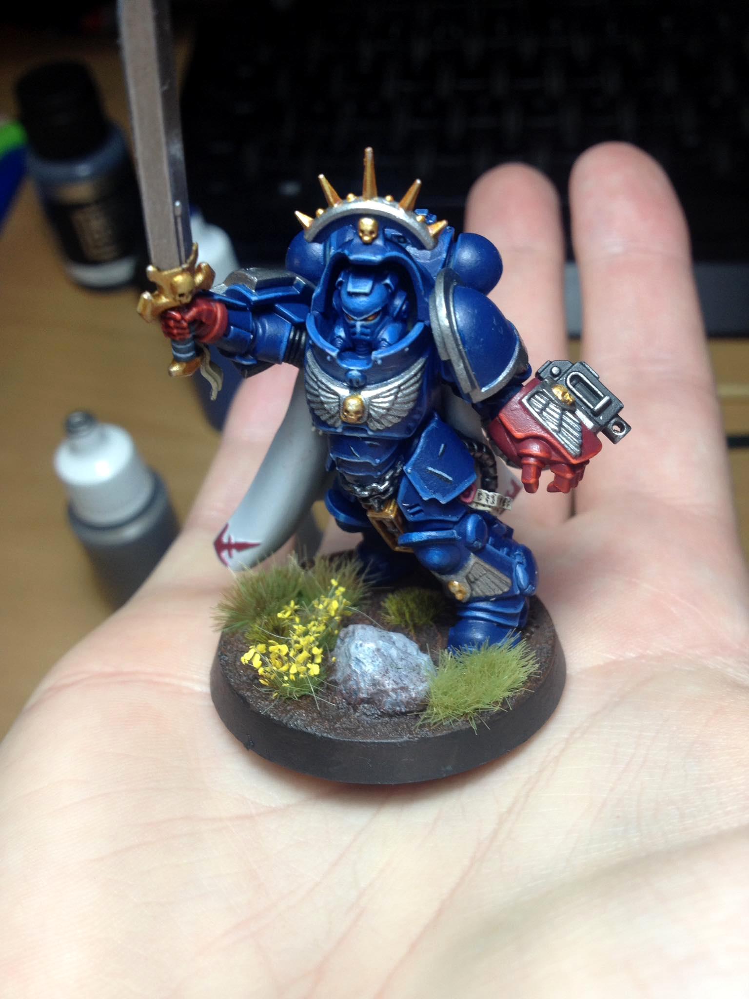 Captain, Crimson, Gravis, Primaris, Space Marines