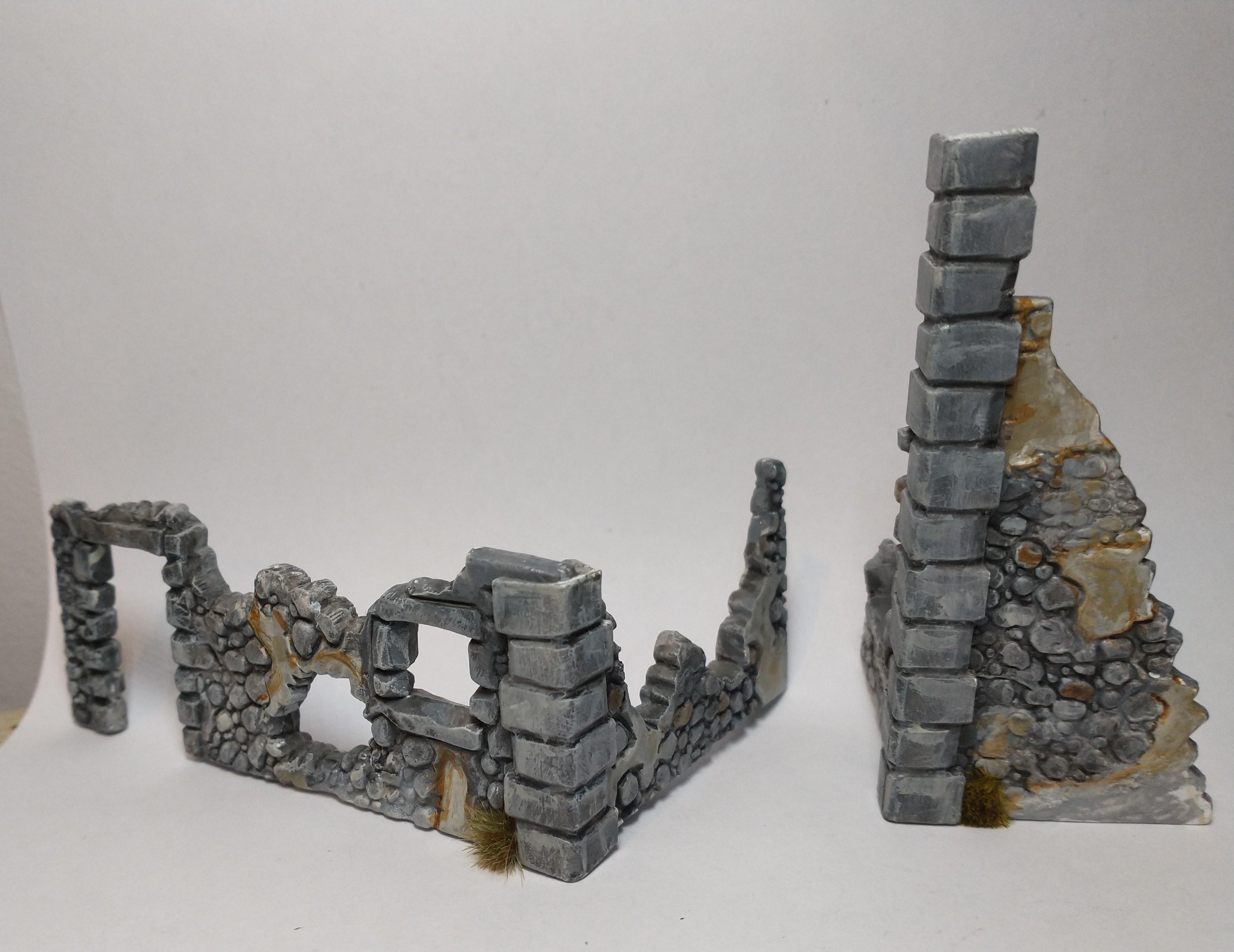 Ruined walls, exterior