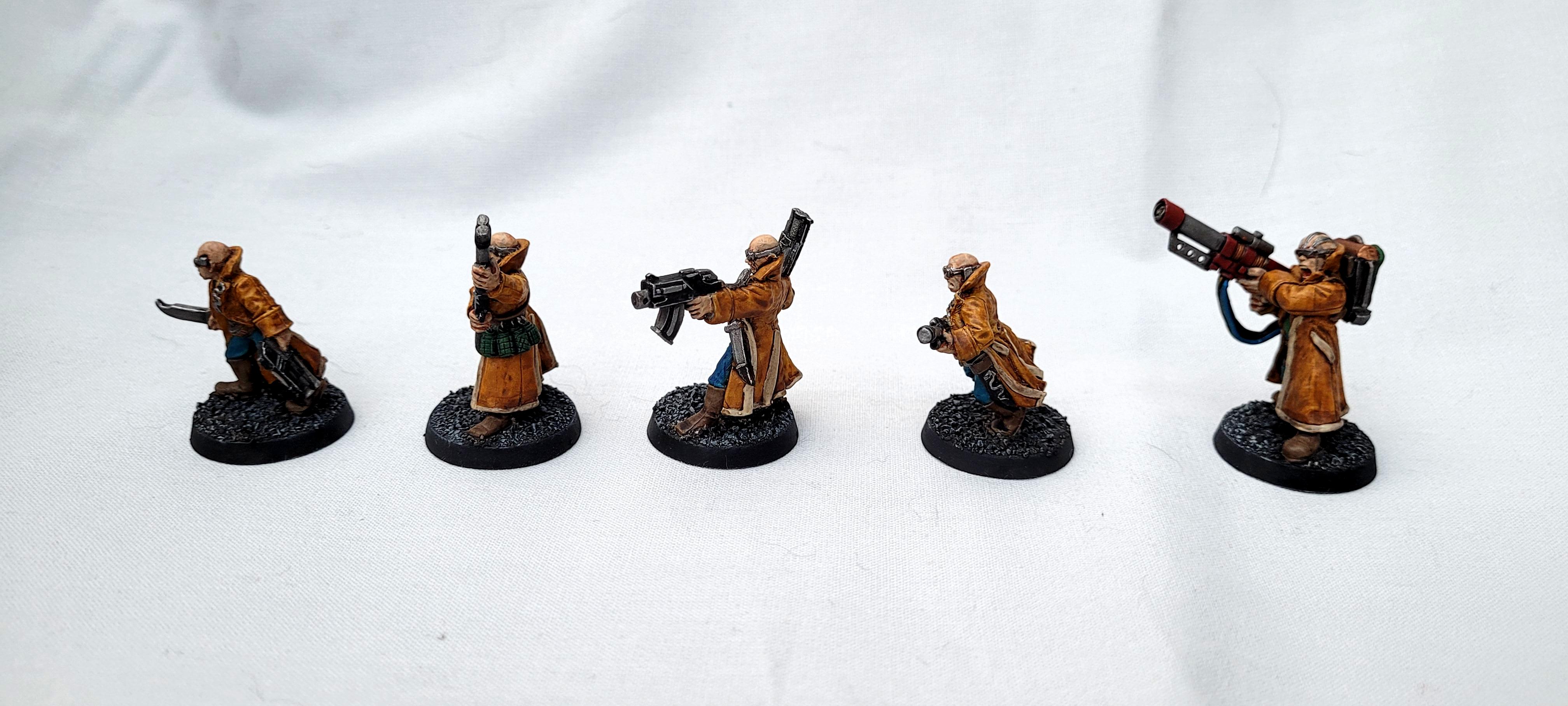 Delaque, Necromunda, Trenchcoat