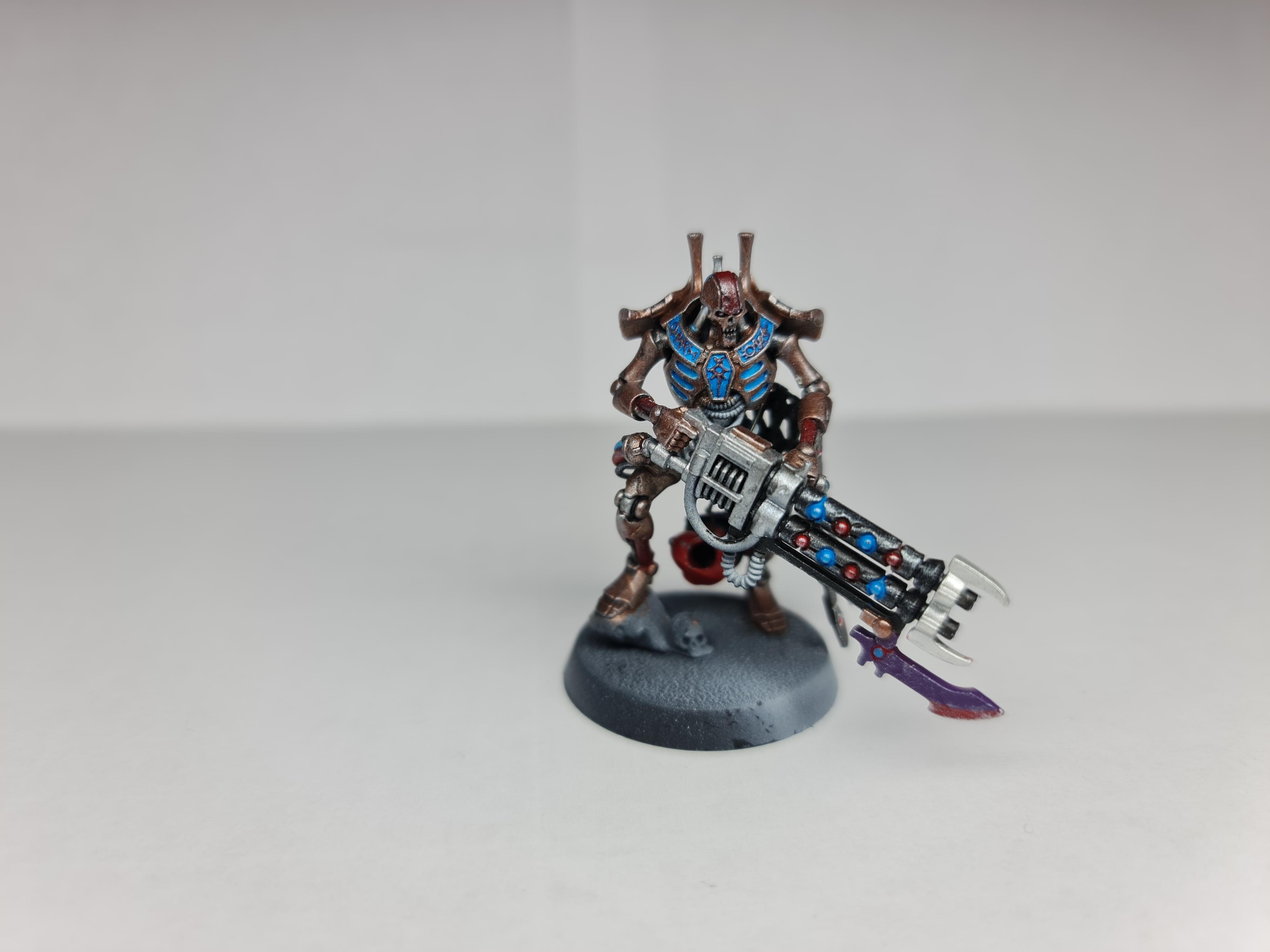 My first Necron. I hate the colours I chose but this is me feeling out colours to try to get a grasp of what works without relying on official colour schemes
