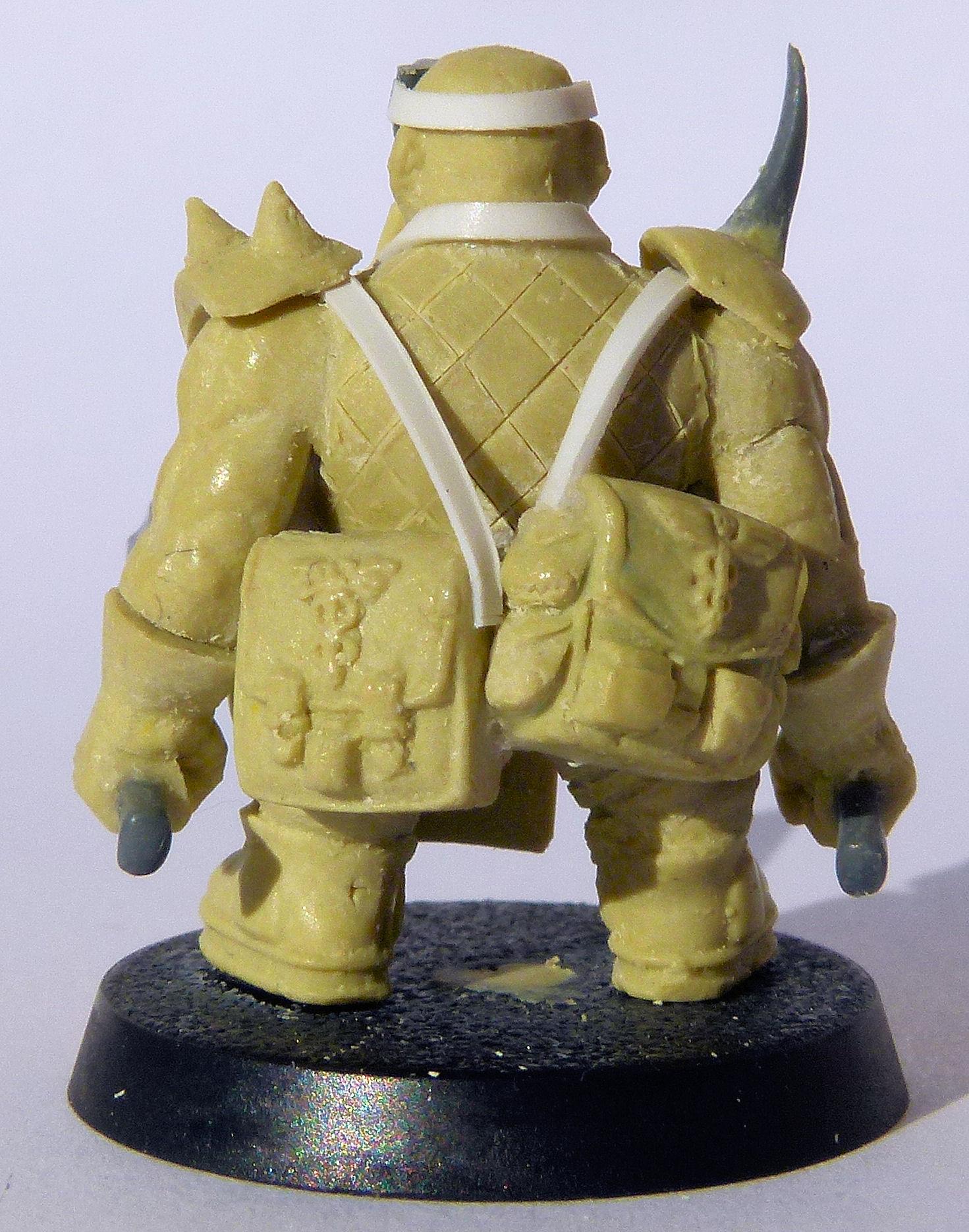 Chaos Squat 18 Rear