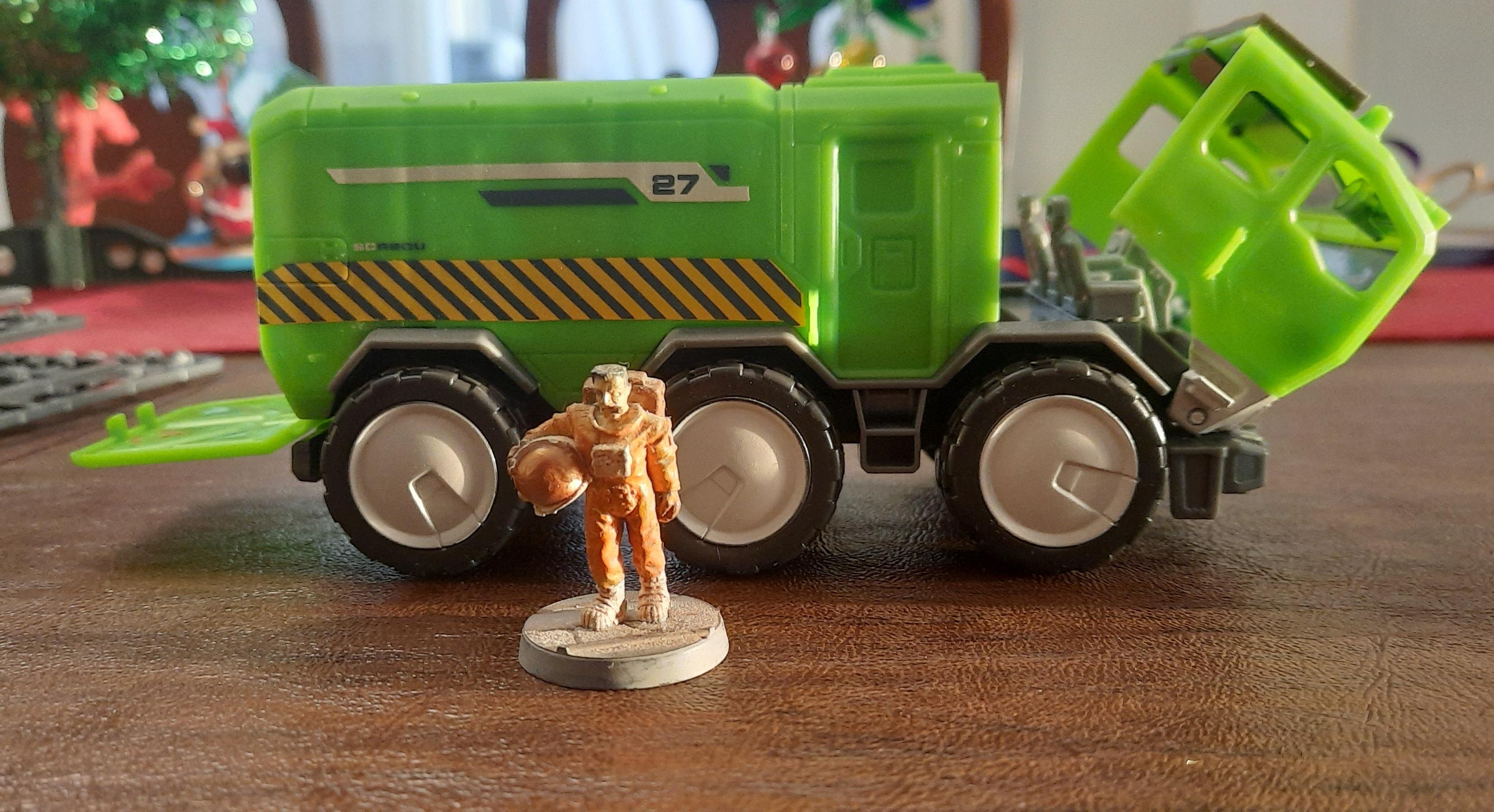 Lightyear, Toy, Truck
