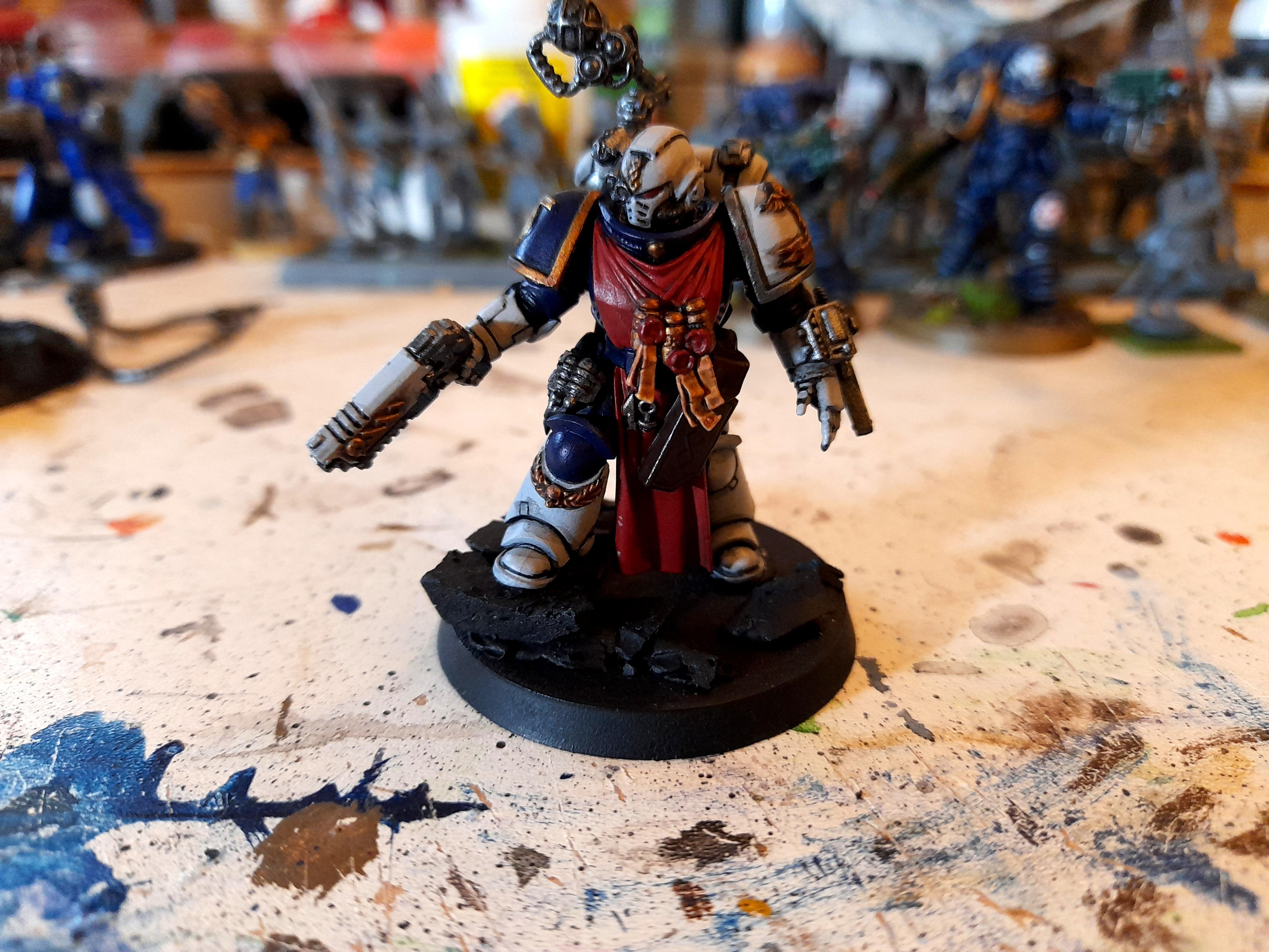 Apothecary, Medic, Primaris, Space Marines, Ultramarines