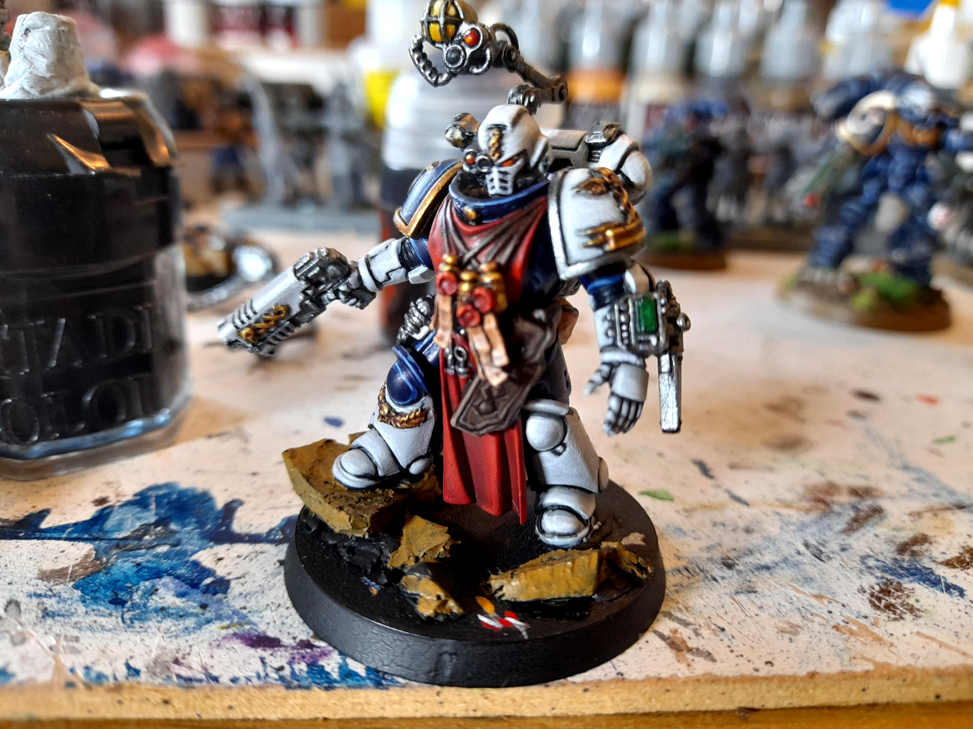 Apothecary, Medic, Primaris, Space Marines, Ultramarines