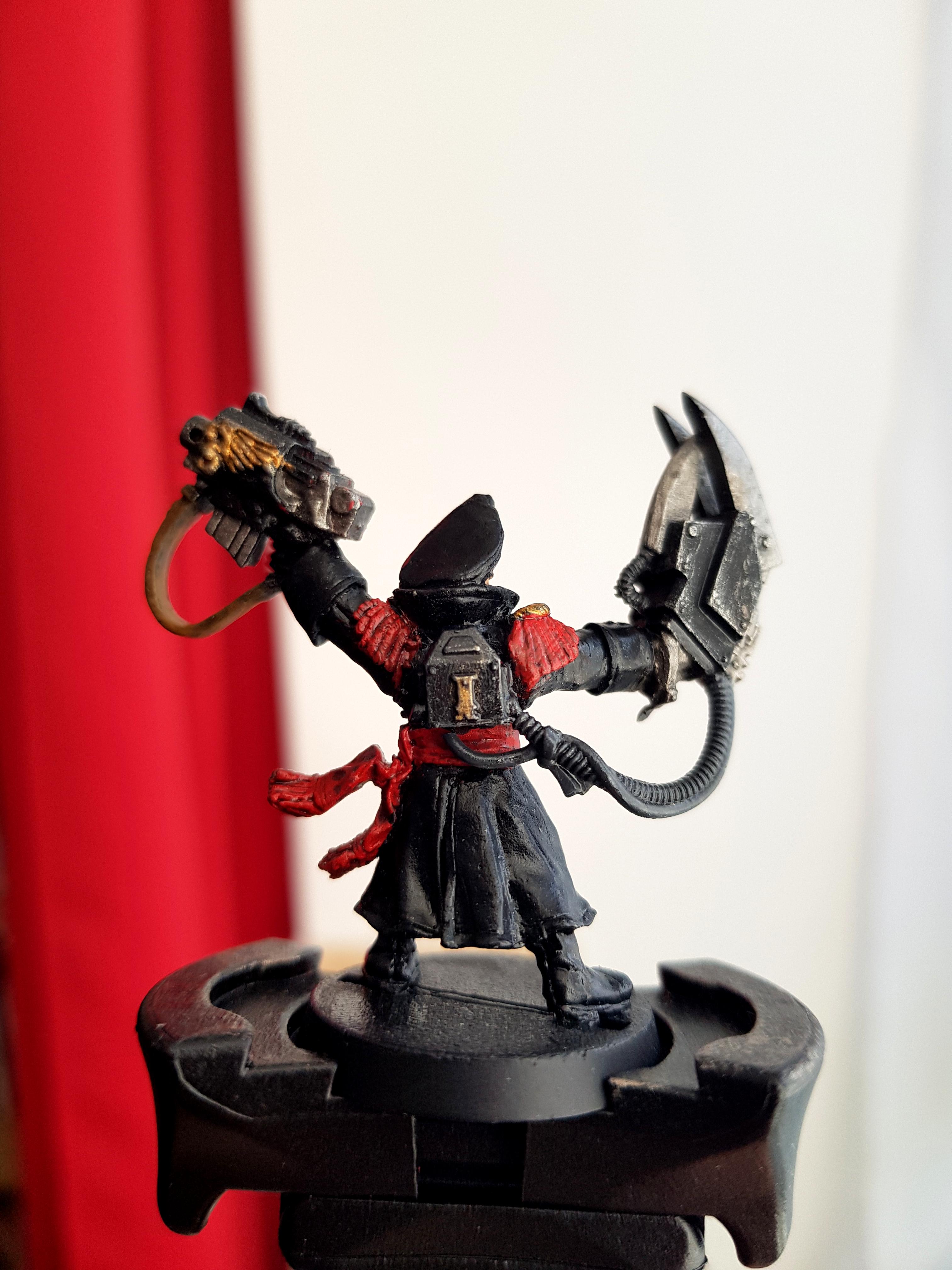 Commissar Yarrick Back