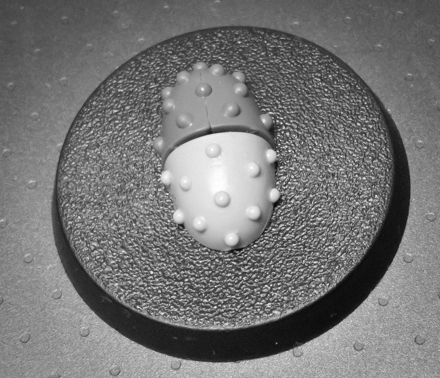 Pauldron pads have a new stud config from the resin ones