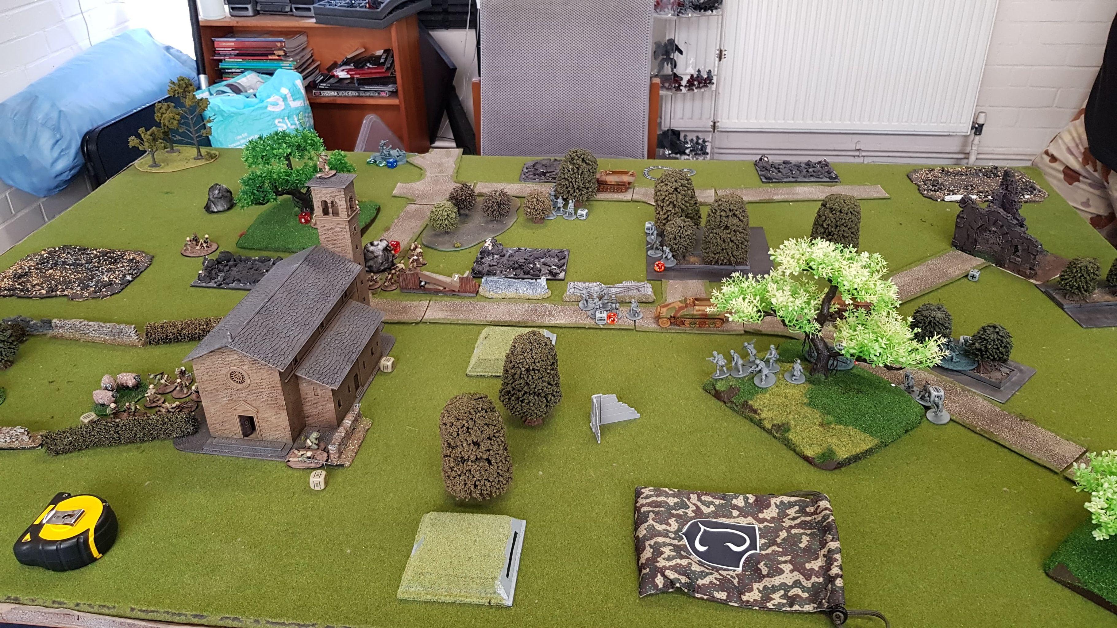 turn 2, the 251s advance