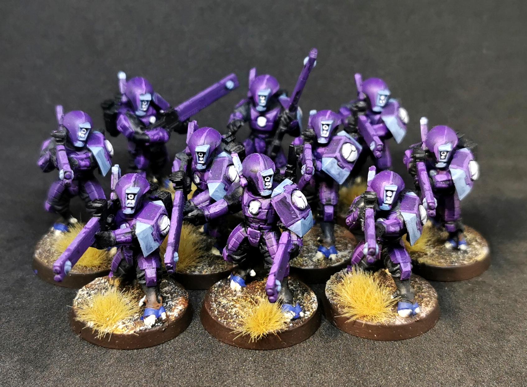 Tau Fire Warriors with Rilfes