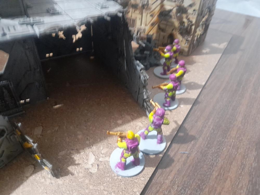 Adelana Helgen, Adventure Miniature Gaming, Attelus Kaltos, Battle, Dellenger, Elandriq, Five Parsecs From Home, Fun, Fun Times, Jeurat Garrakson, Marcel Torris, Minis, Science-fiction, Skirmish