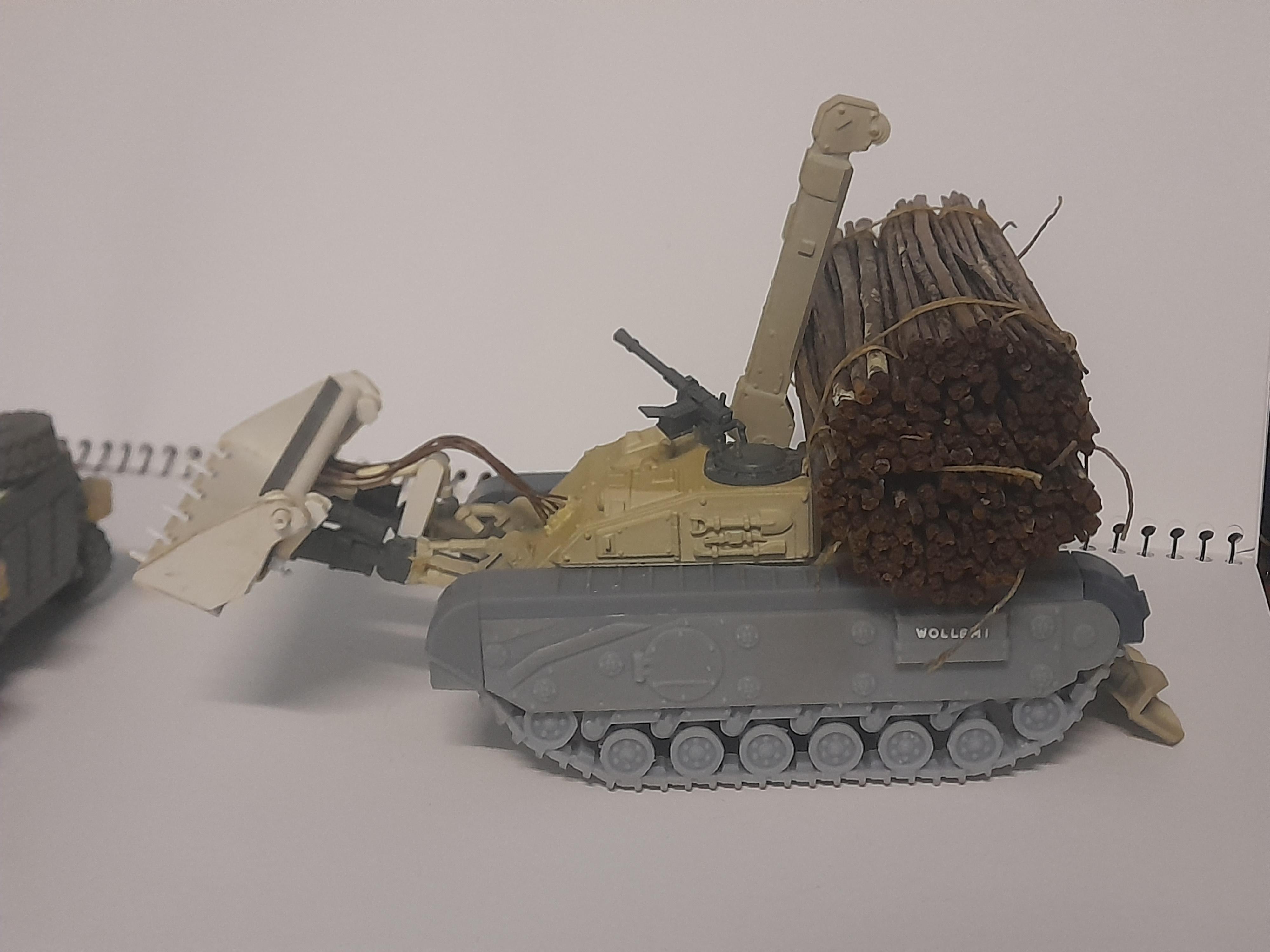 Aev, Engineering Vehicle, Models And Minis