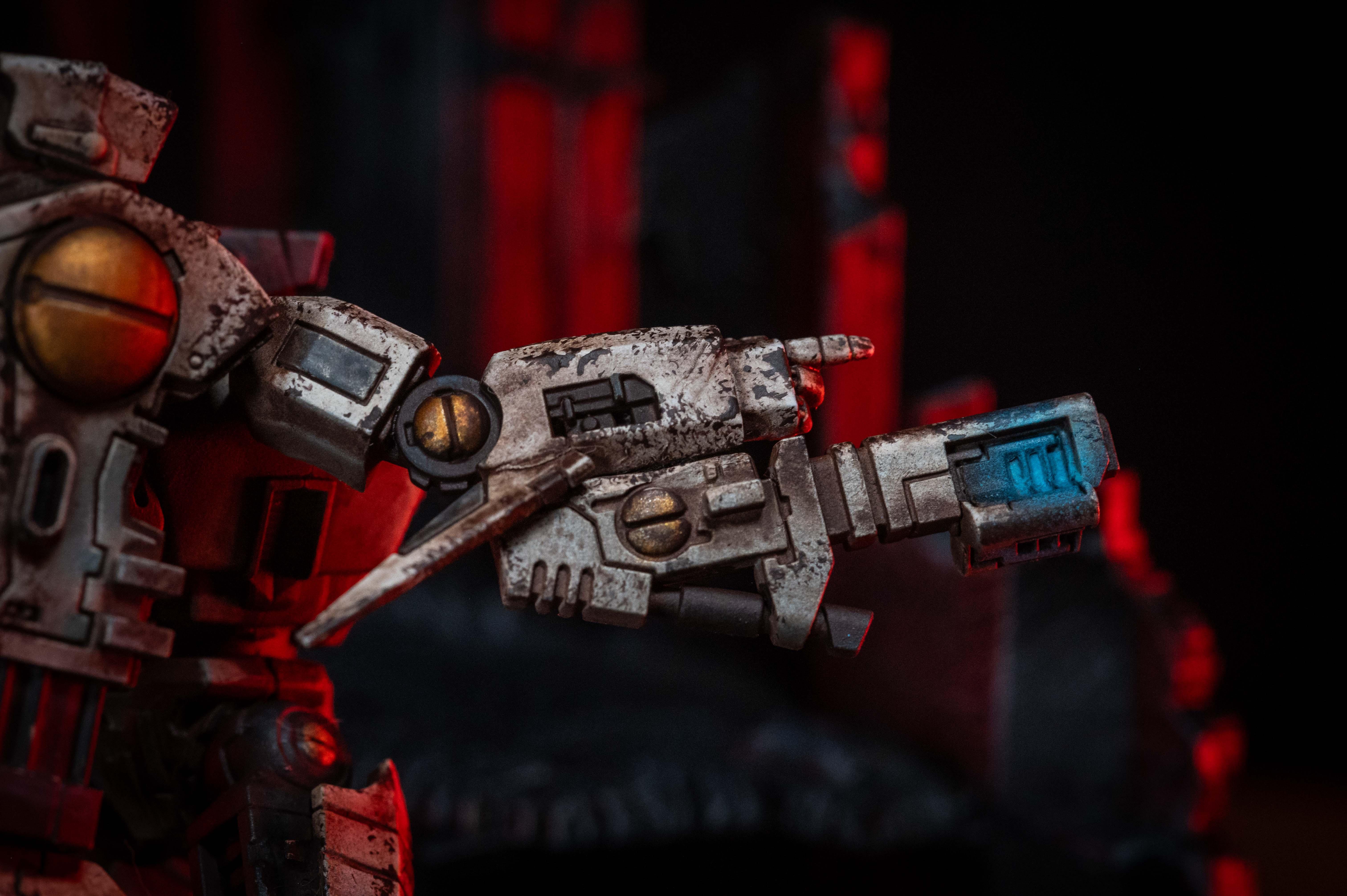 Battle Damage, Battle Worn, Commander, Grimdark, Object Source Lighting, T'au, Tau, Vior'la, Viorla, Weathered