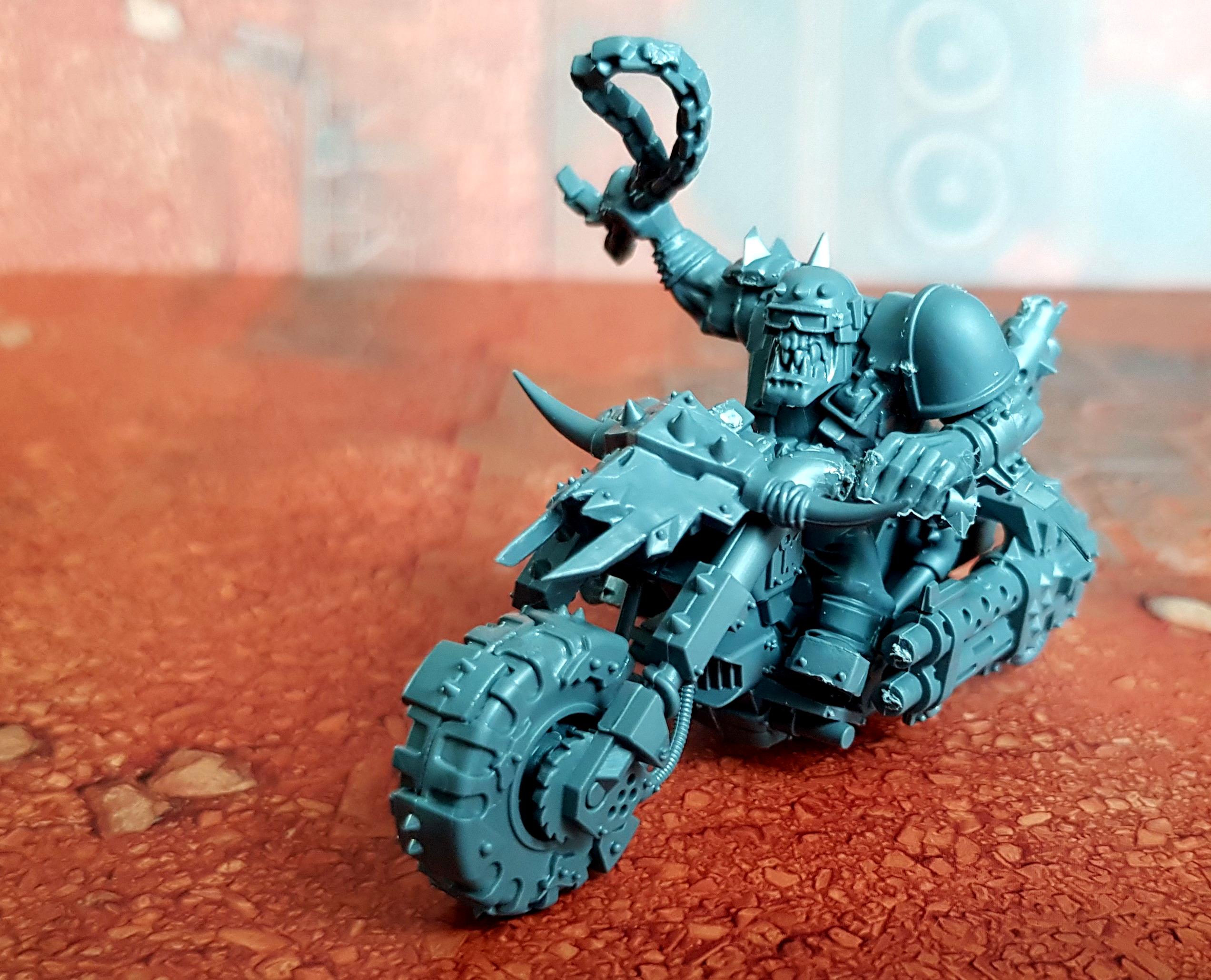 Ork biker B