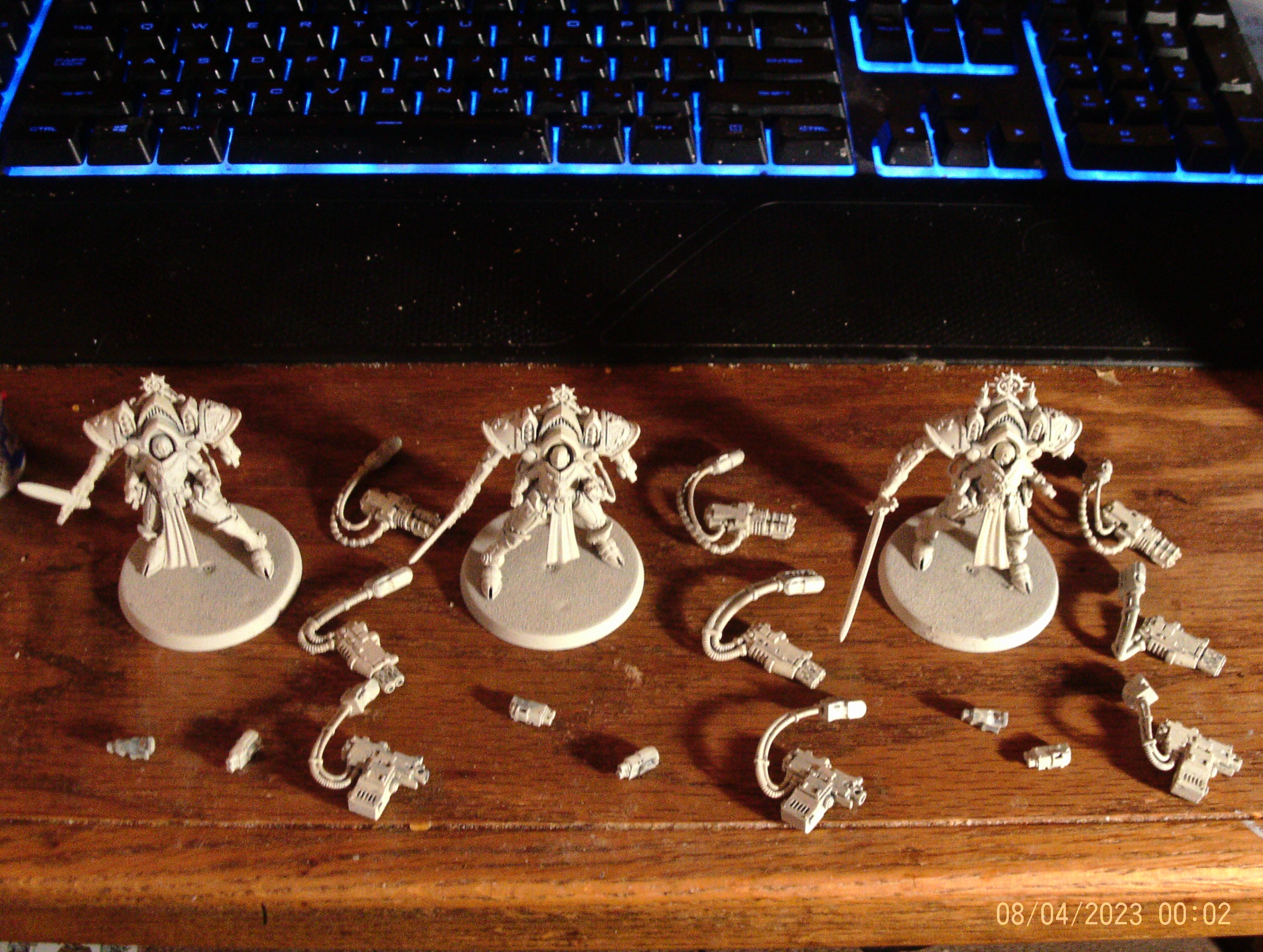 Paragon Warsuits primed