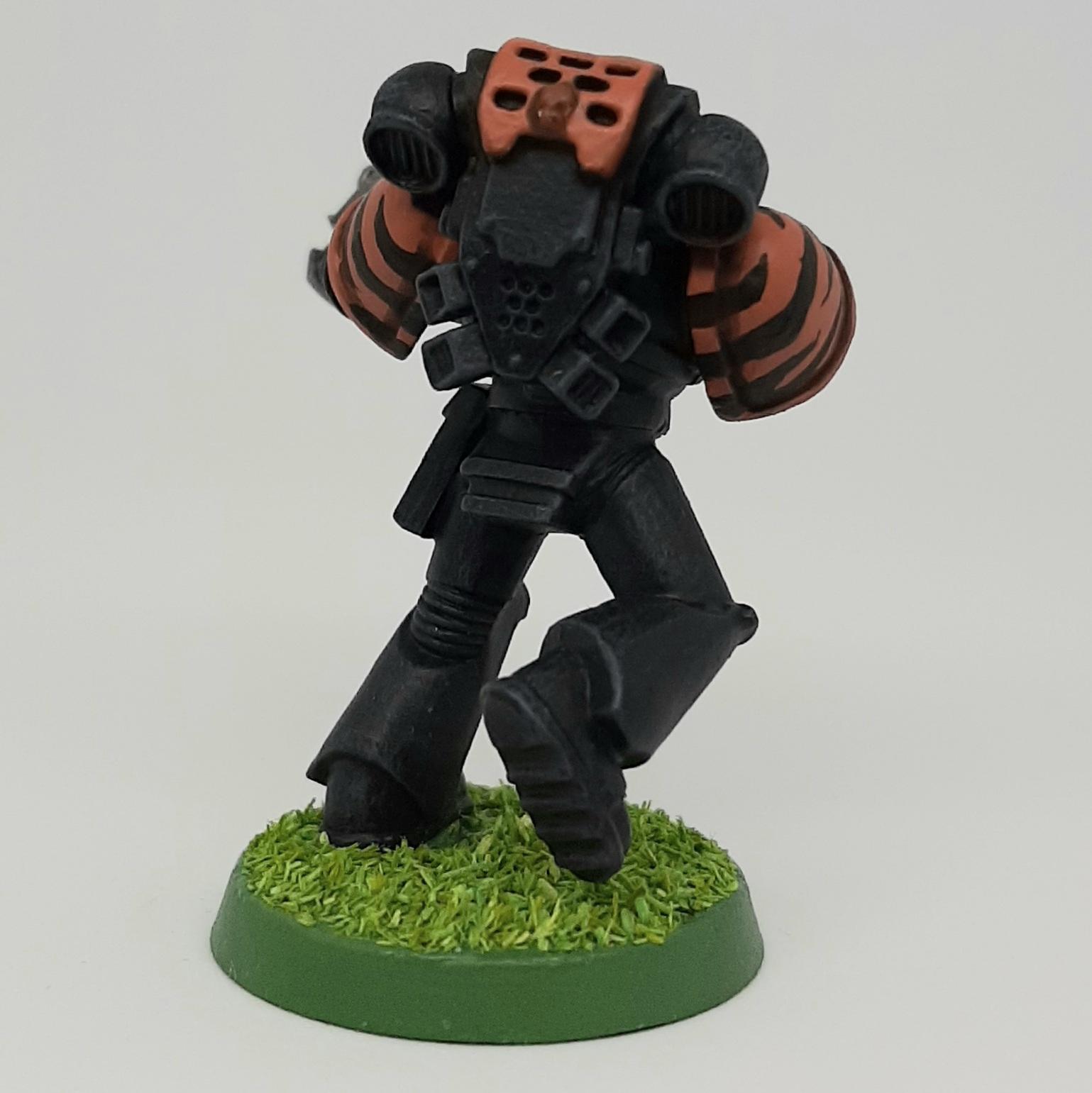 Astartes, Bolter, Boltgun, Camouflage, Claw, Combat, Conversion, Dual, Fang, Fighting, Forest, Green, Gunfighter, India, Jungle, Orange, Paw, Pistolier, Pistols, Saber, Space, Space Marines, Squad, Stripes, Tigers, Tooth, Veda, Vedic