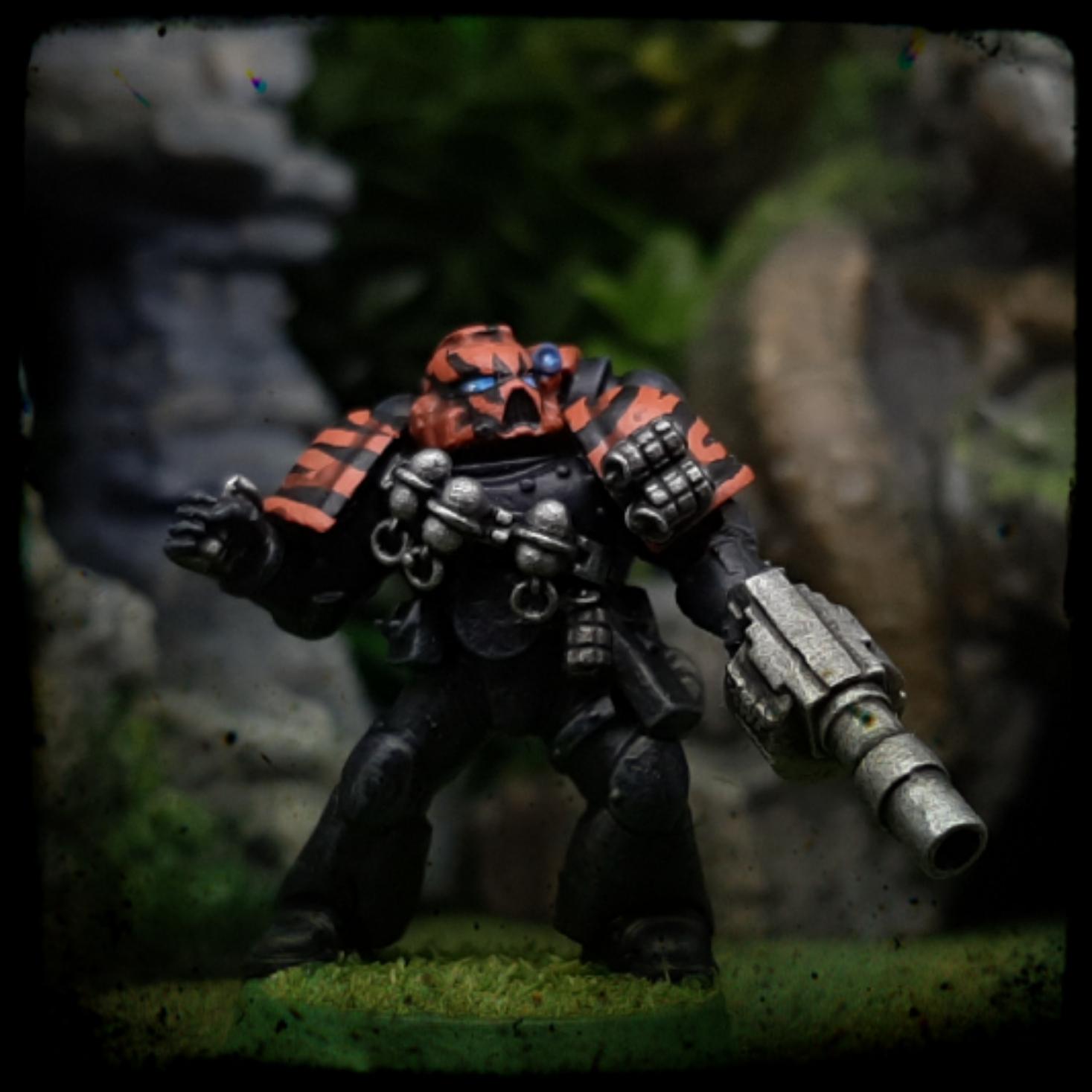 Astartes, Bolter, Boltgun, Bomb, Camouflage, Claw, Combat, Conversion, Fang, Fighting, Forest, Green, Grenade, Grenades, Grenadier, Heavy, India, Jungle, Launcher, Meltagun, Orange, Paw, Saber, Space, Space Marines, Squad, Stripes, Tigers, Tooth, Veda, Vedic