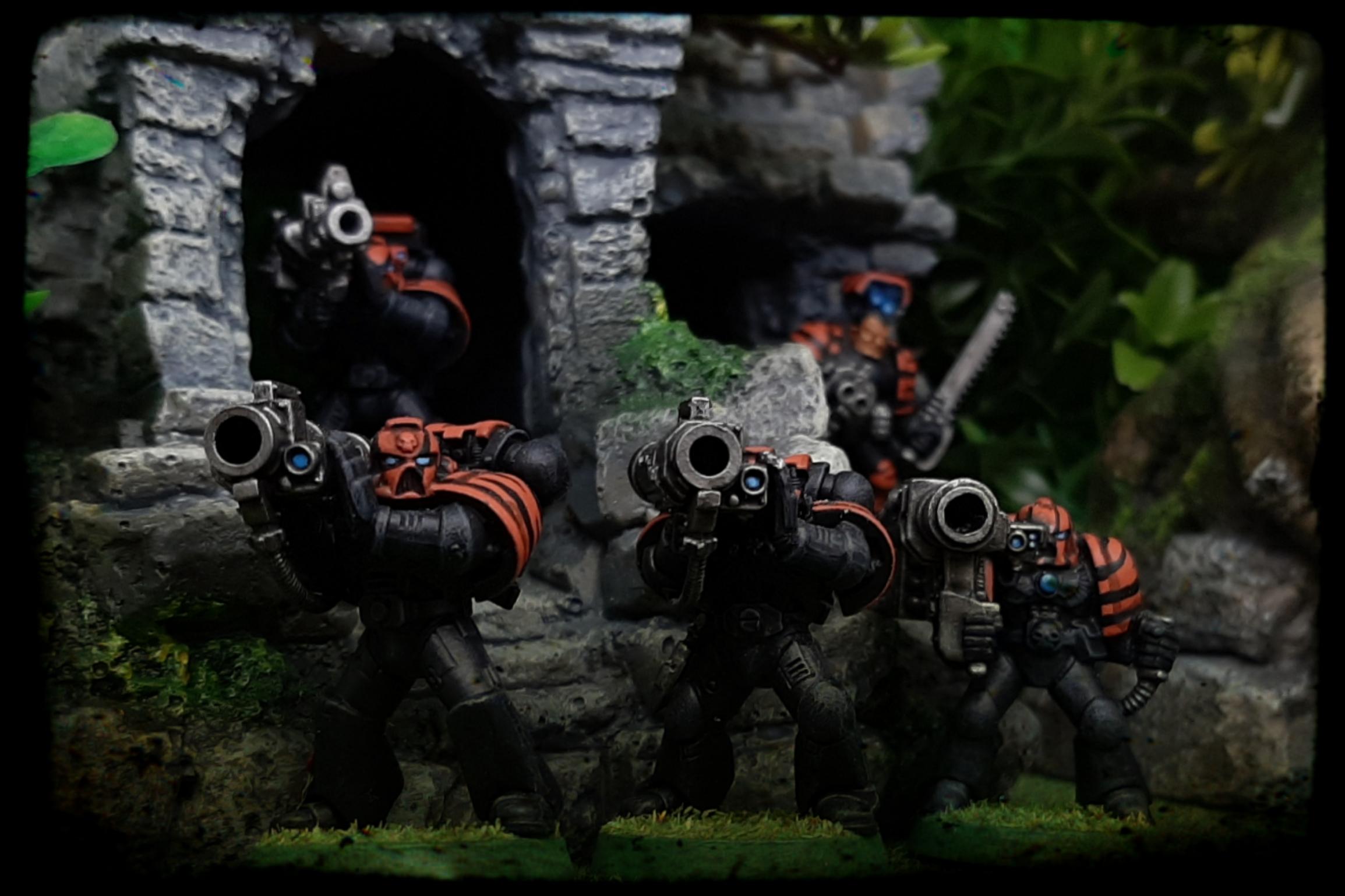 Astartes, Bolter, Boltgun, Camouflage, Claw, Combat, Conversion, Devastator, Fang, Fighting, Forest, Green, India, Jungle, Orange, Paw, Saber, Space, Space Marines, Squad, Stripes, Tigers, Tooth, Veda, Vedic