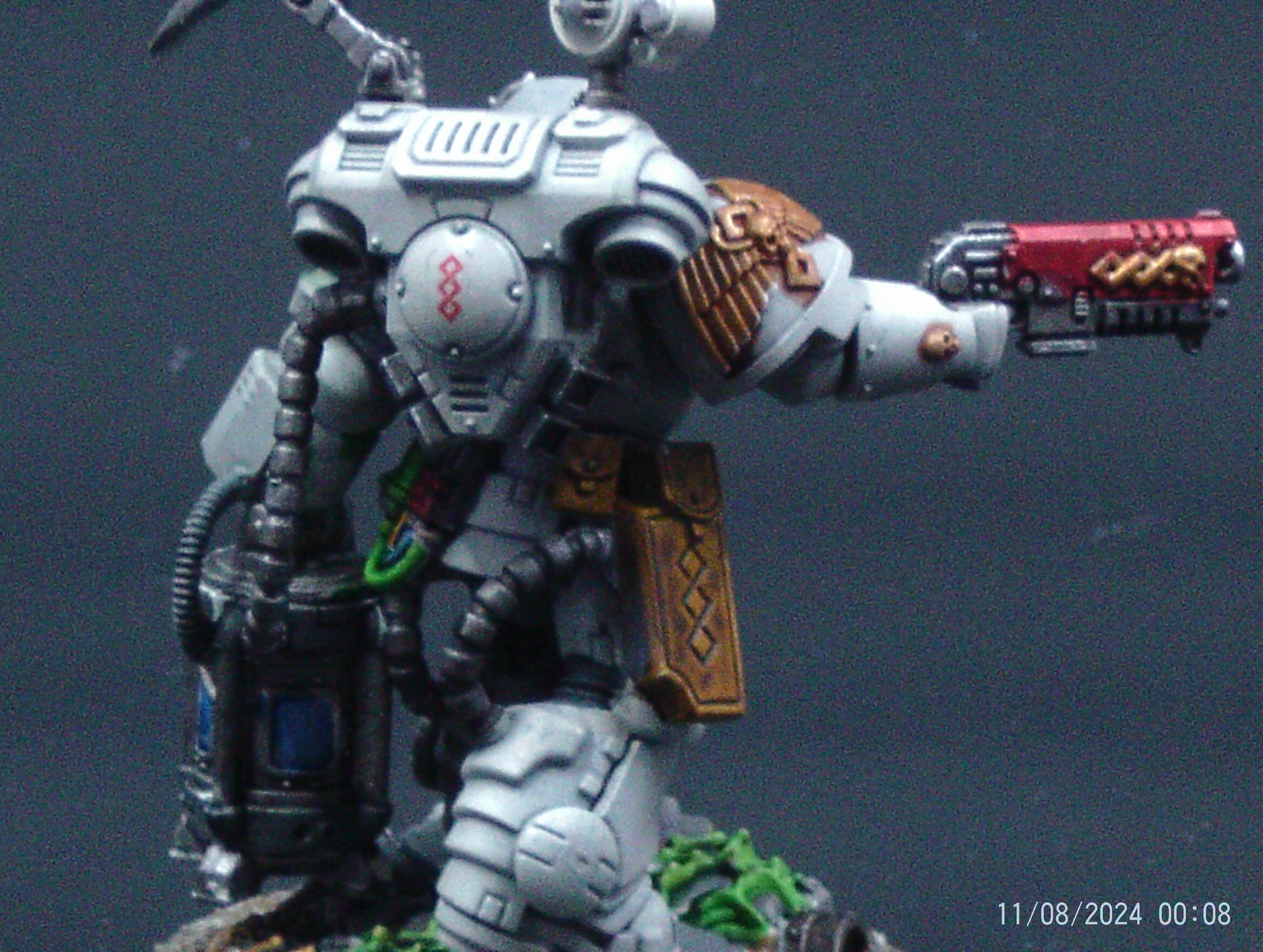 Apothecary Biologis Rear