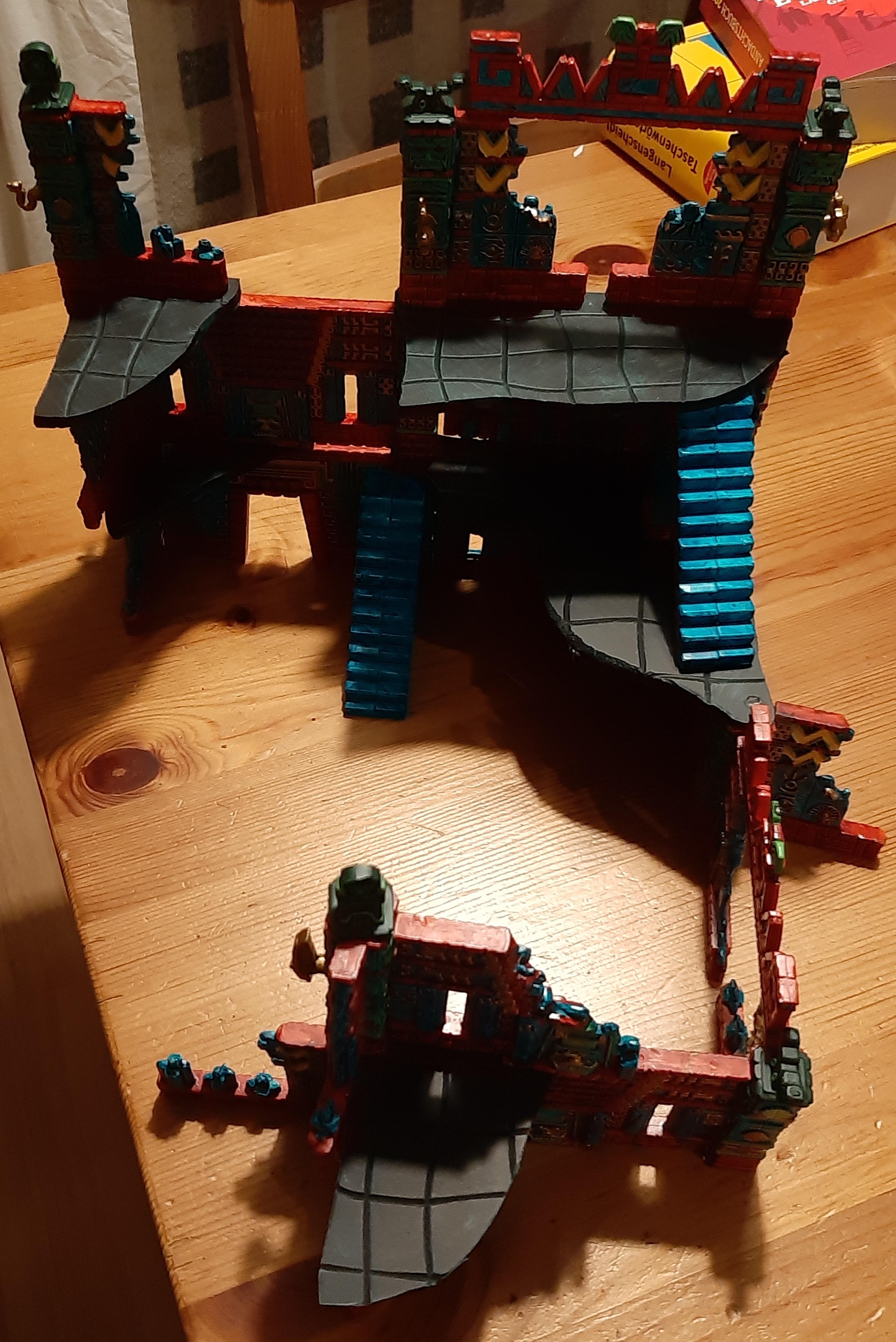 Archon Studio, Terrain