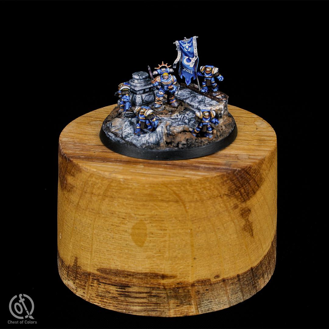 Roboute Guilliman with his retinue for Legions Imperialis