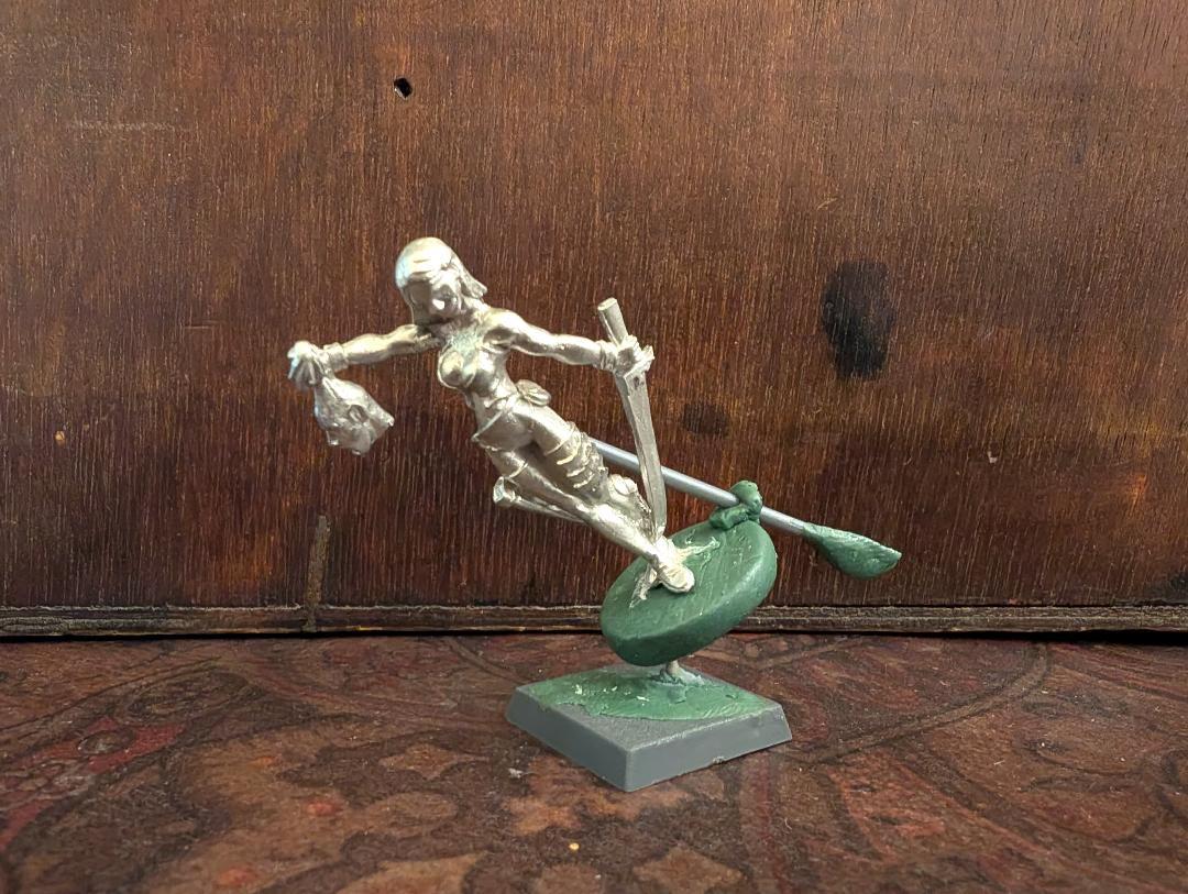 Conversion, Heresy Miniatures Evil010 Emli