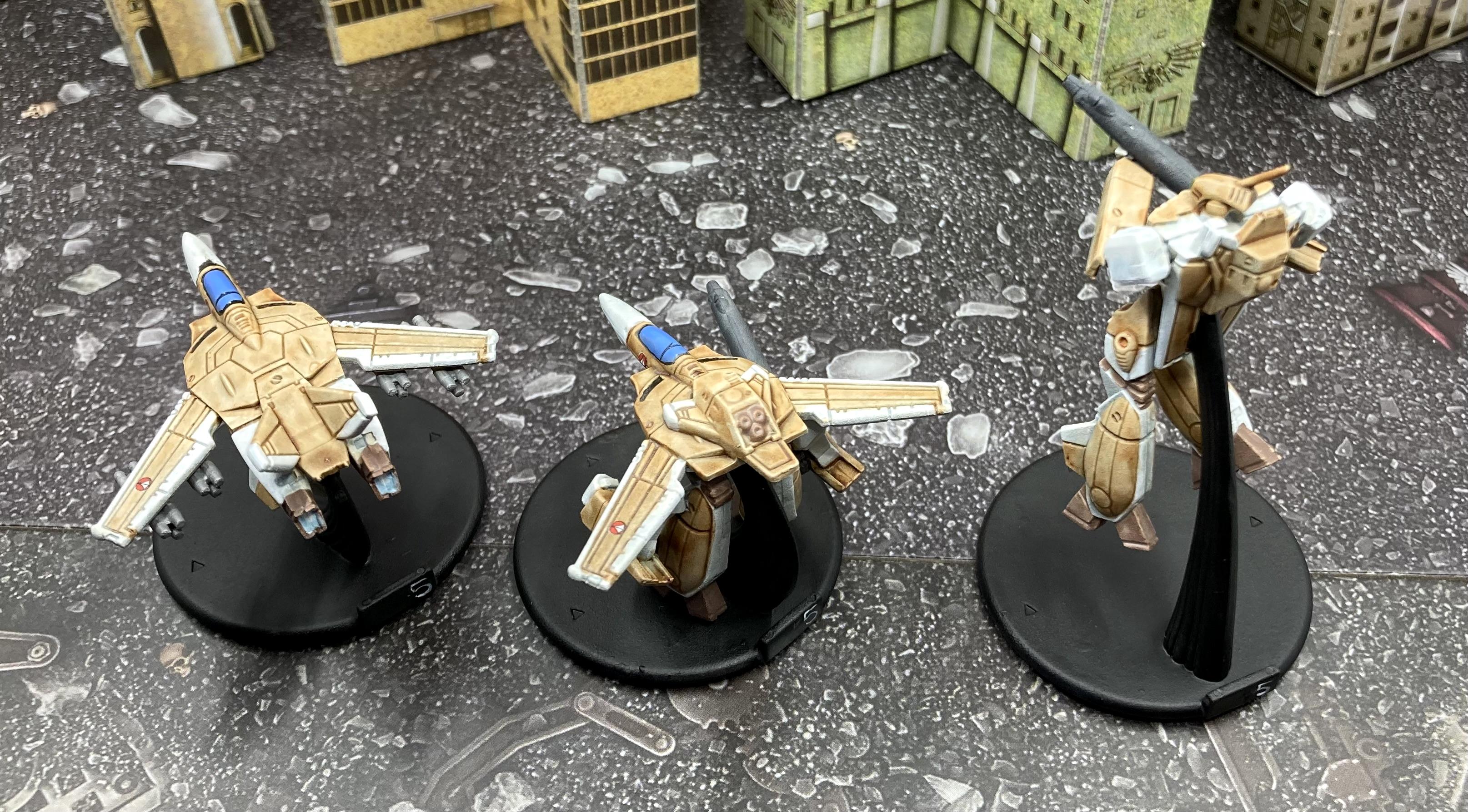 VF-1A Valkyries 2