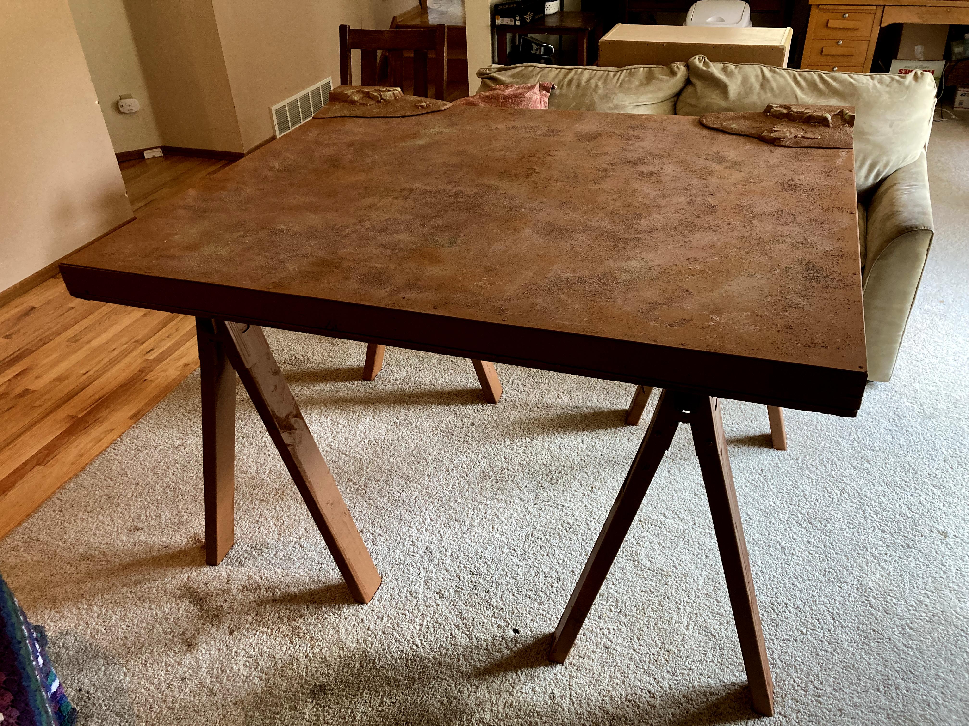 Gaming table