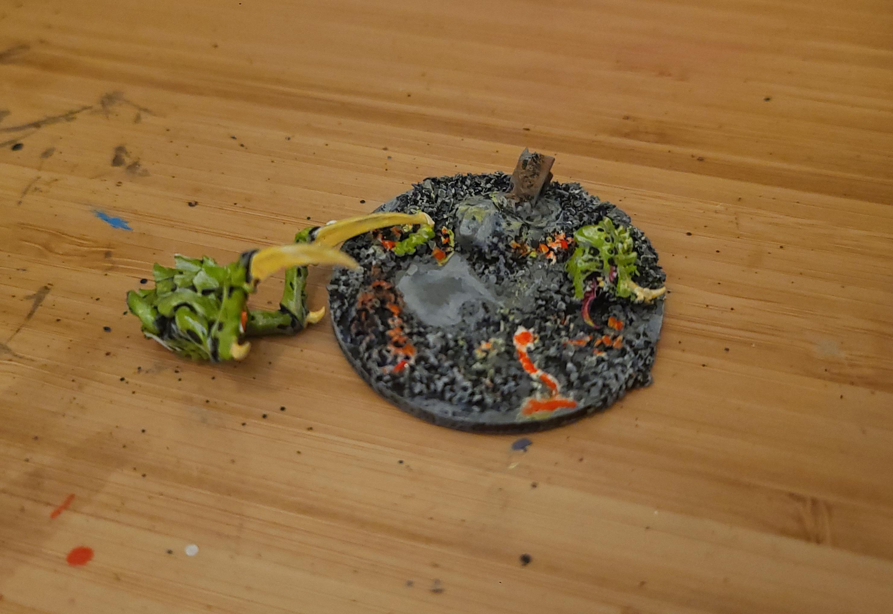 Base, Tyranids, Frugal base