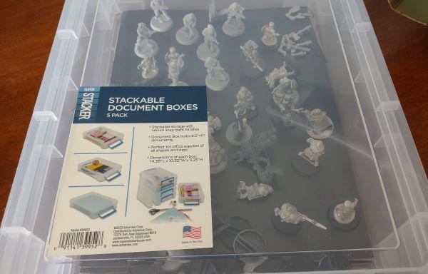 Clear tray with mag sheet and some miniatures with magnets
