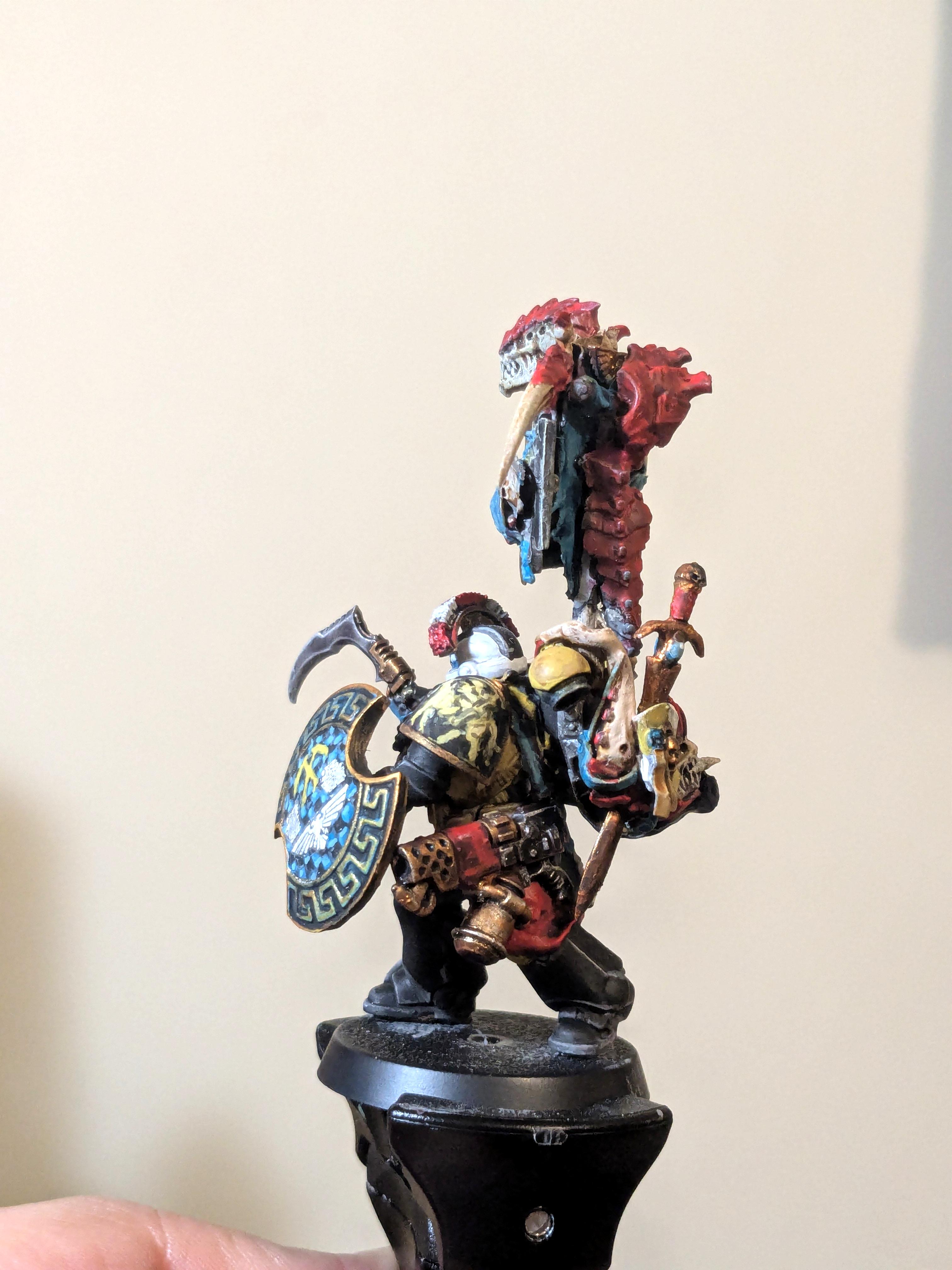 Scythe of the emperor Menestios Scylax, tyranic war veteran sergeant  war vet