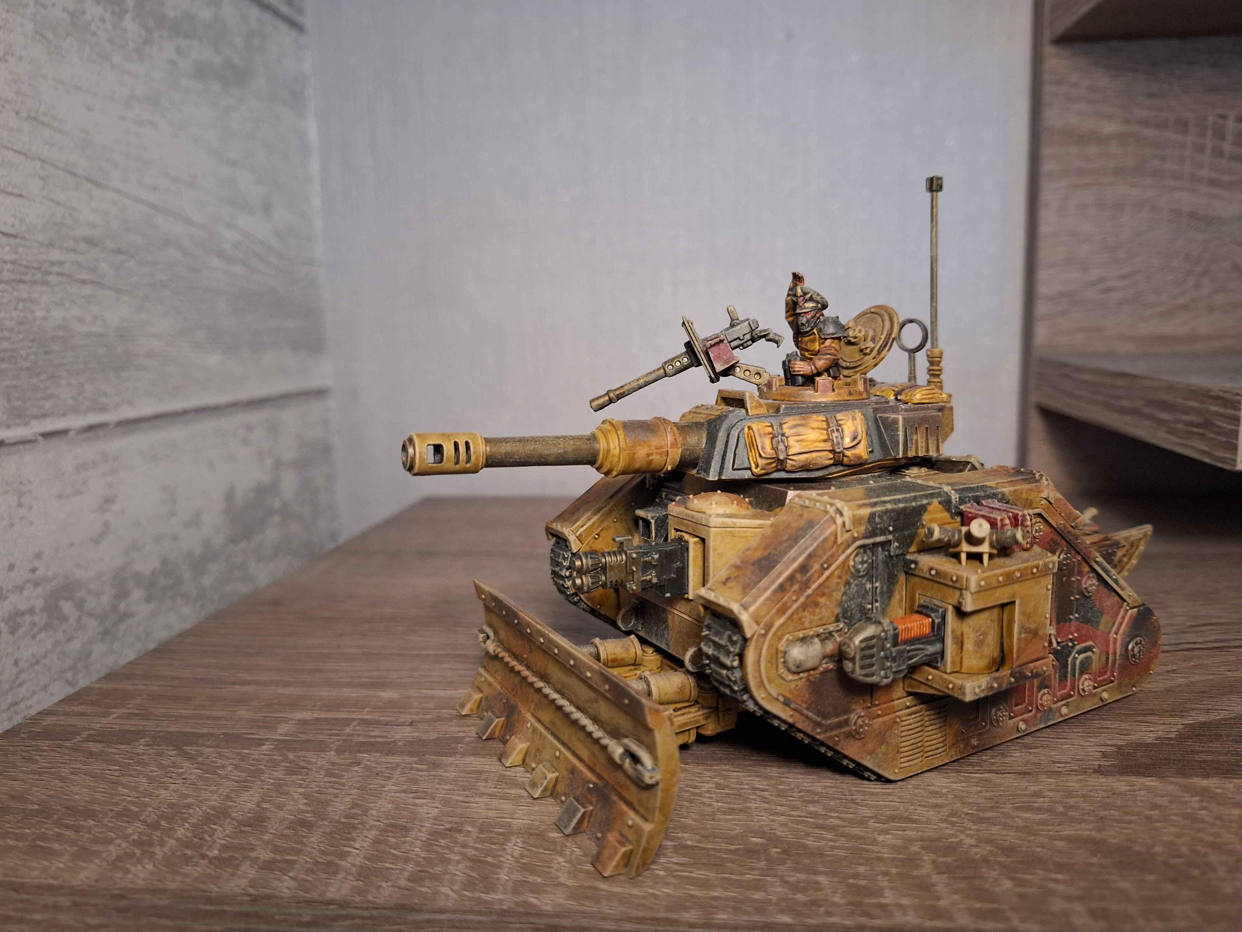 Command Leman Russ