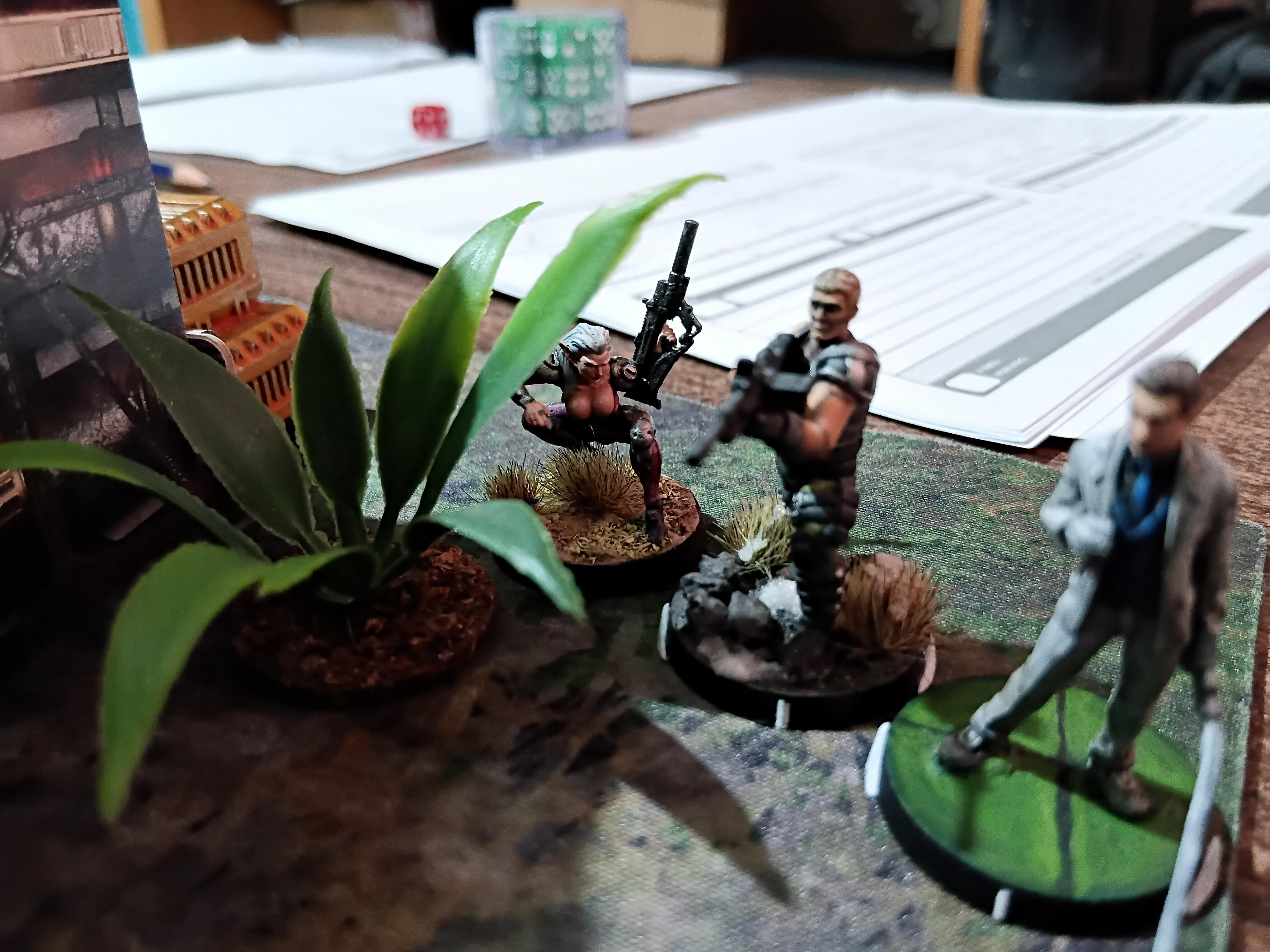 Adventure Game, Azakir, Compound, Five Parsecs From Home, Folsk, Fph, Fun, Infiltration, Mercenary, Miniatures, Minis, Mission, Novel, Sci Fi, Science Fiction, Sela, Skirmish, Starship, Stealth
