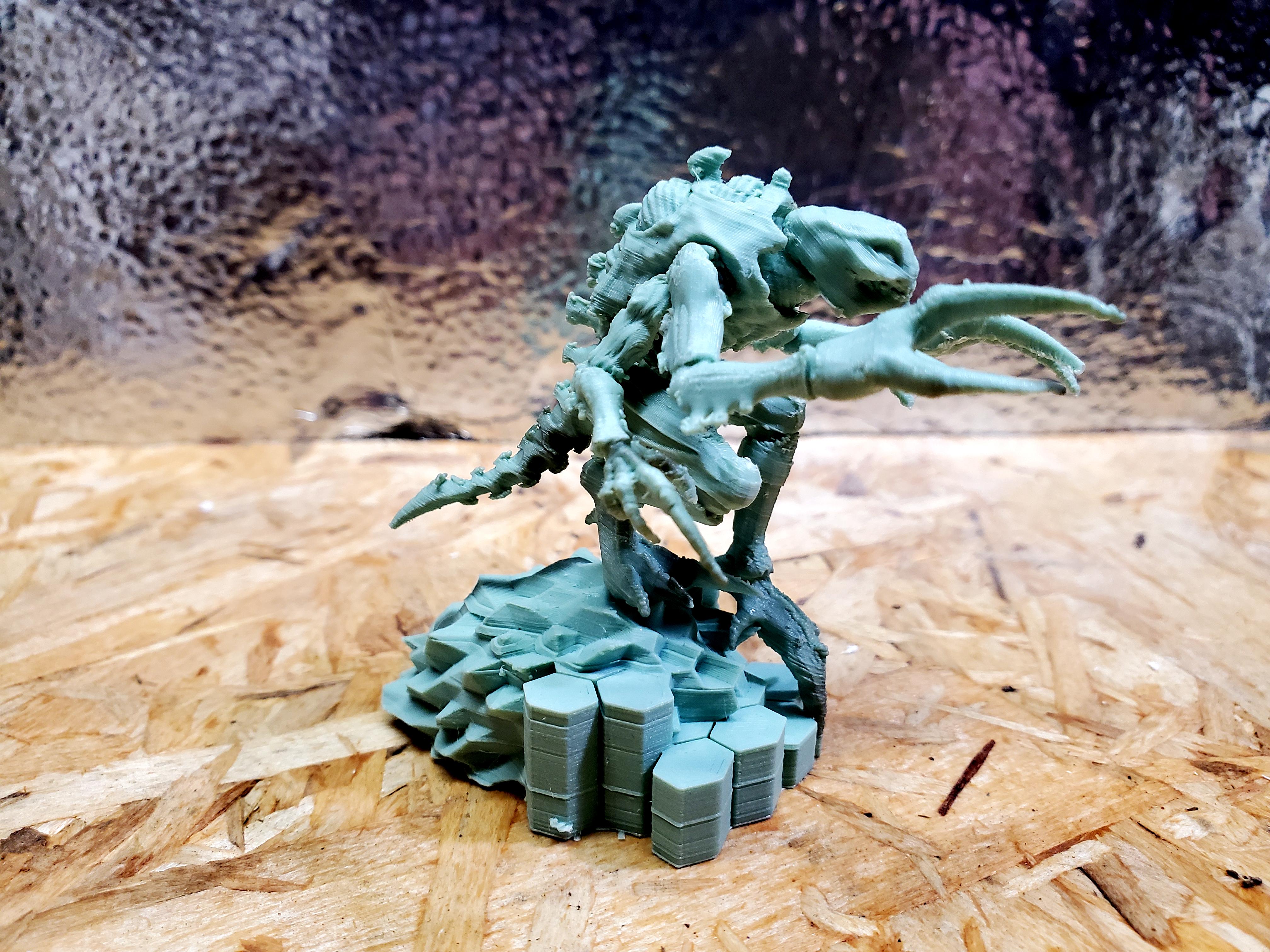 Titan, Tyranids, Brood lord