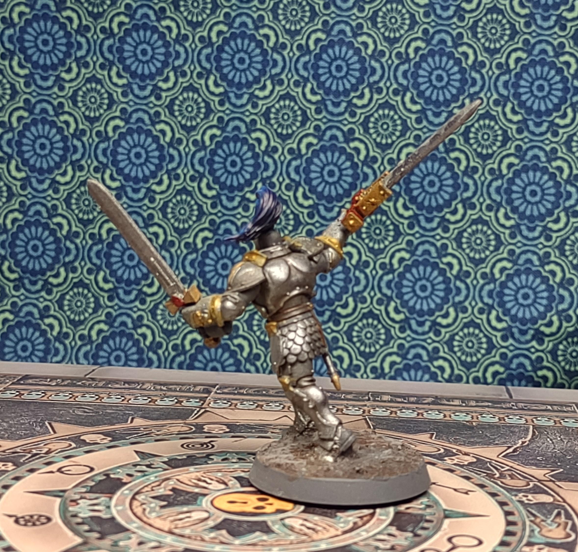 Like the sculpts. The scale mail is awesome. 