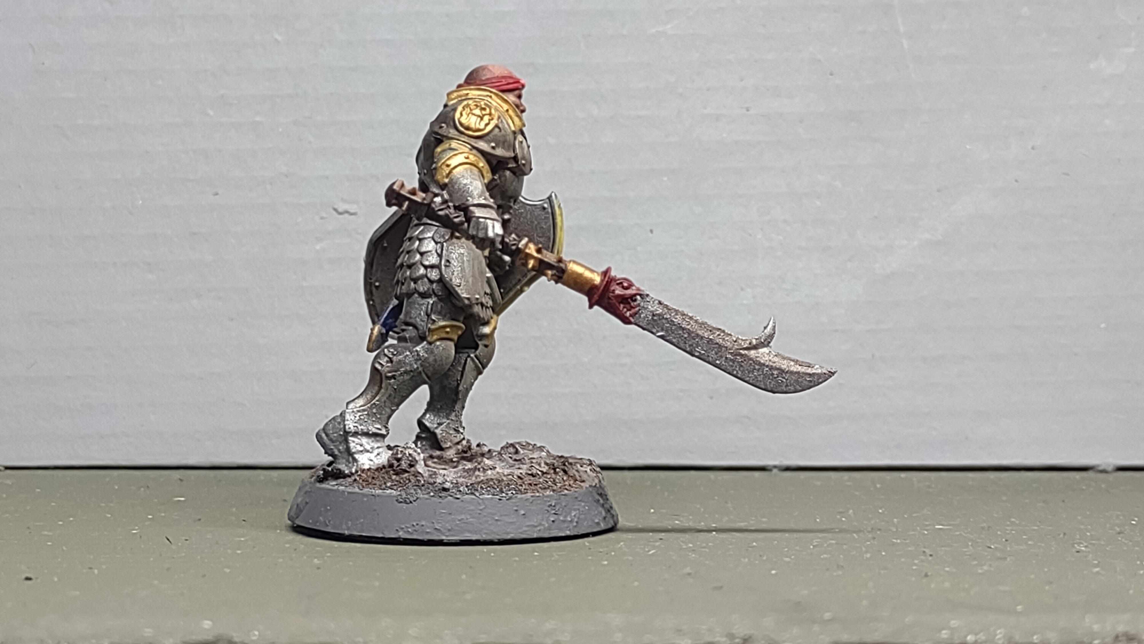 better view of the blade. 